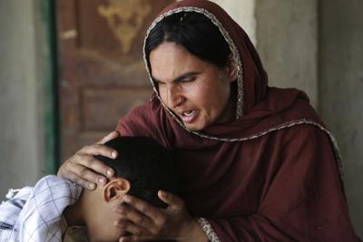 Rape Girl Beeg - Aid group reports surging numbers in child abuse in Pakistan | AP News