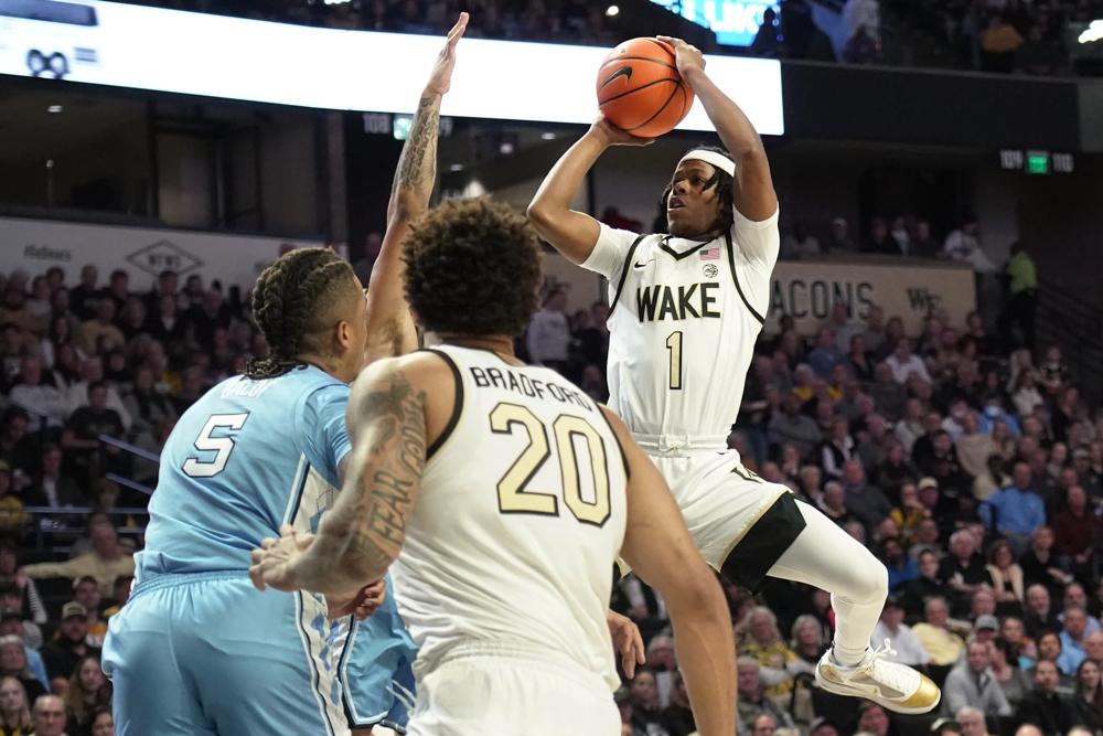 Tyree Appleby scores 35 as Wake Forest holds off Tar Heels 92-85