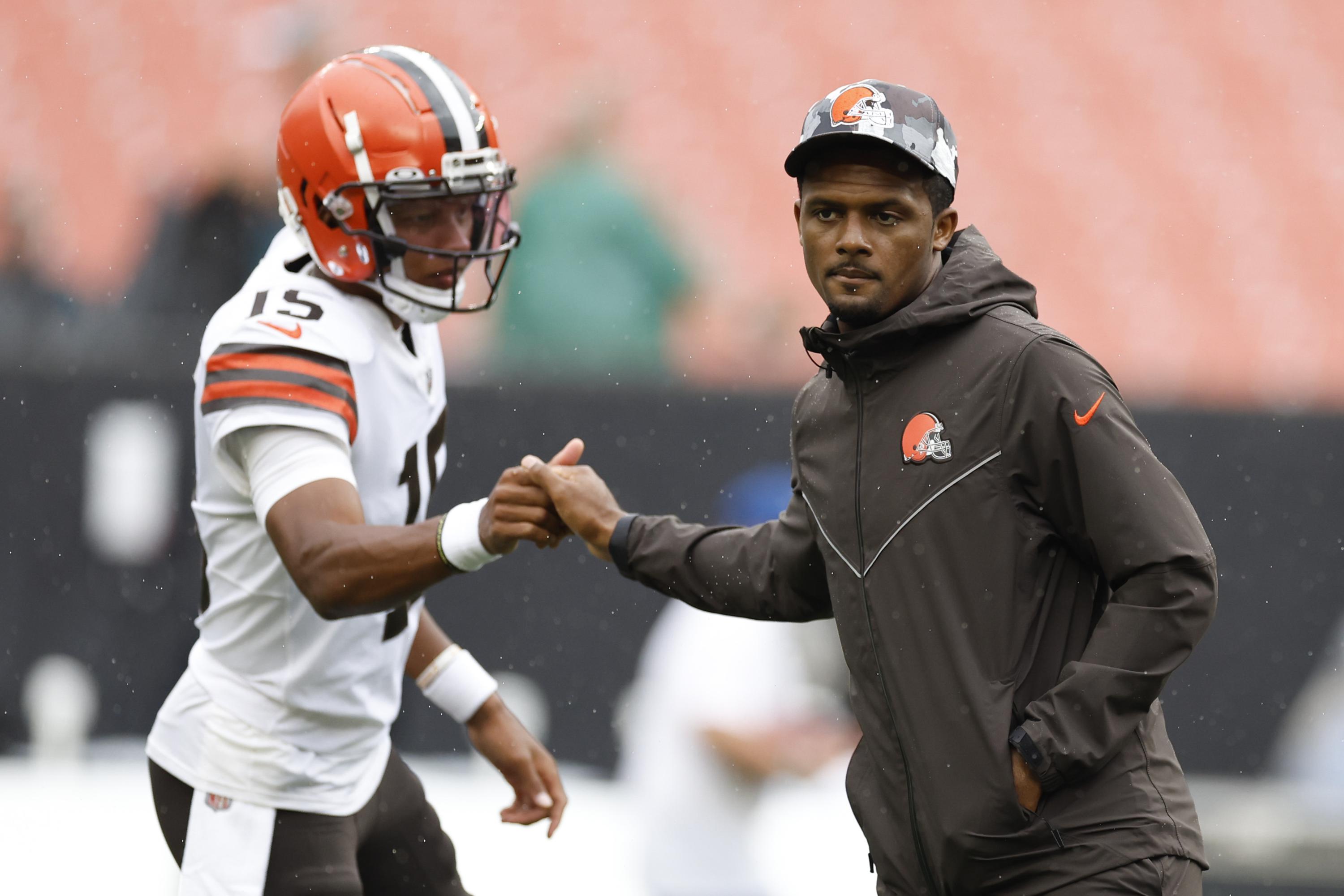 公式サイト - ハイブランドの新作が続々登場 NFL ブラウンズ ジョニー・マンジール #2（Backup QBs Dobbs シャツ