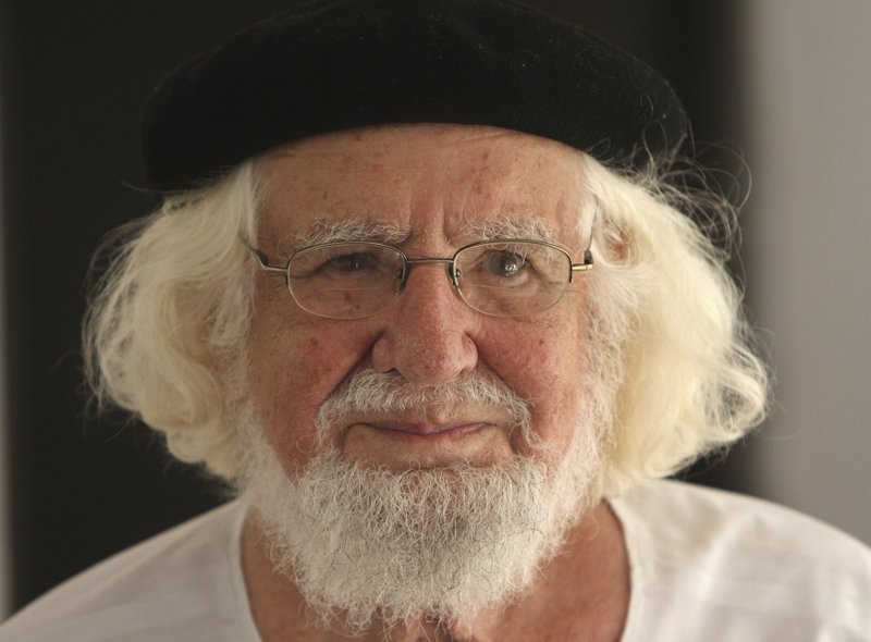 Ernesto Cardenal, Nicaraguan poet and priest, dies at 95