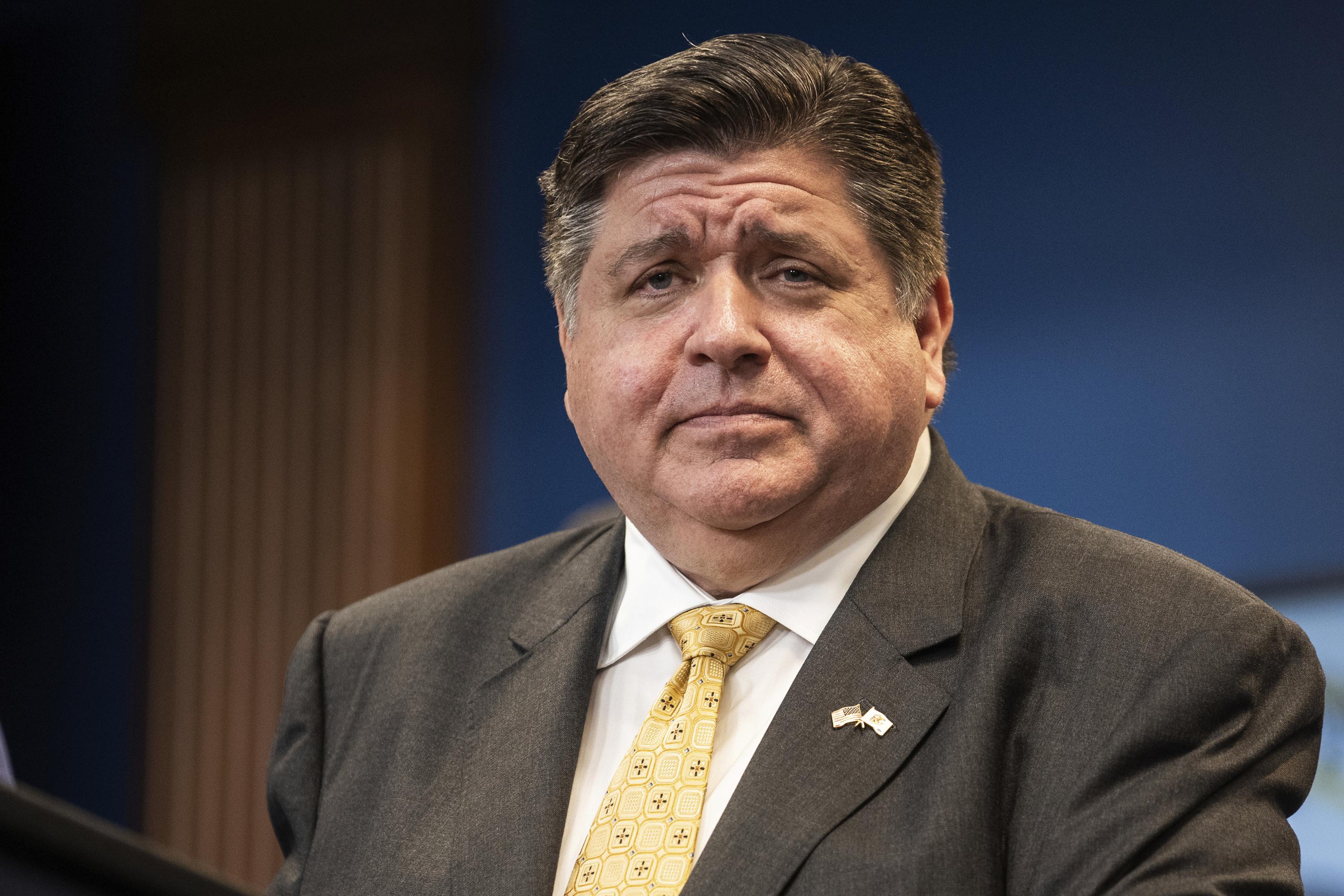 Illinois' governor race echoes U.S. abortion, crime debates AP News
