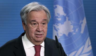 En esta imagen de archivo, tomada el 17 de diciembre de 2020, el secretario general de Naciones Unidas, António Guterres, habla con periodistas durante una conferencia de prensa en Berlín, Alemania. (AP Foto/Michael Sohn, pool, archivo)