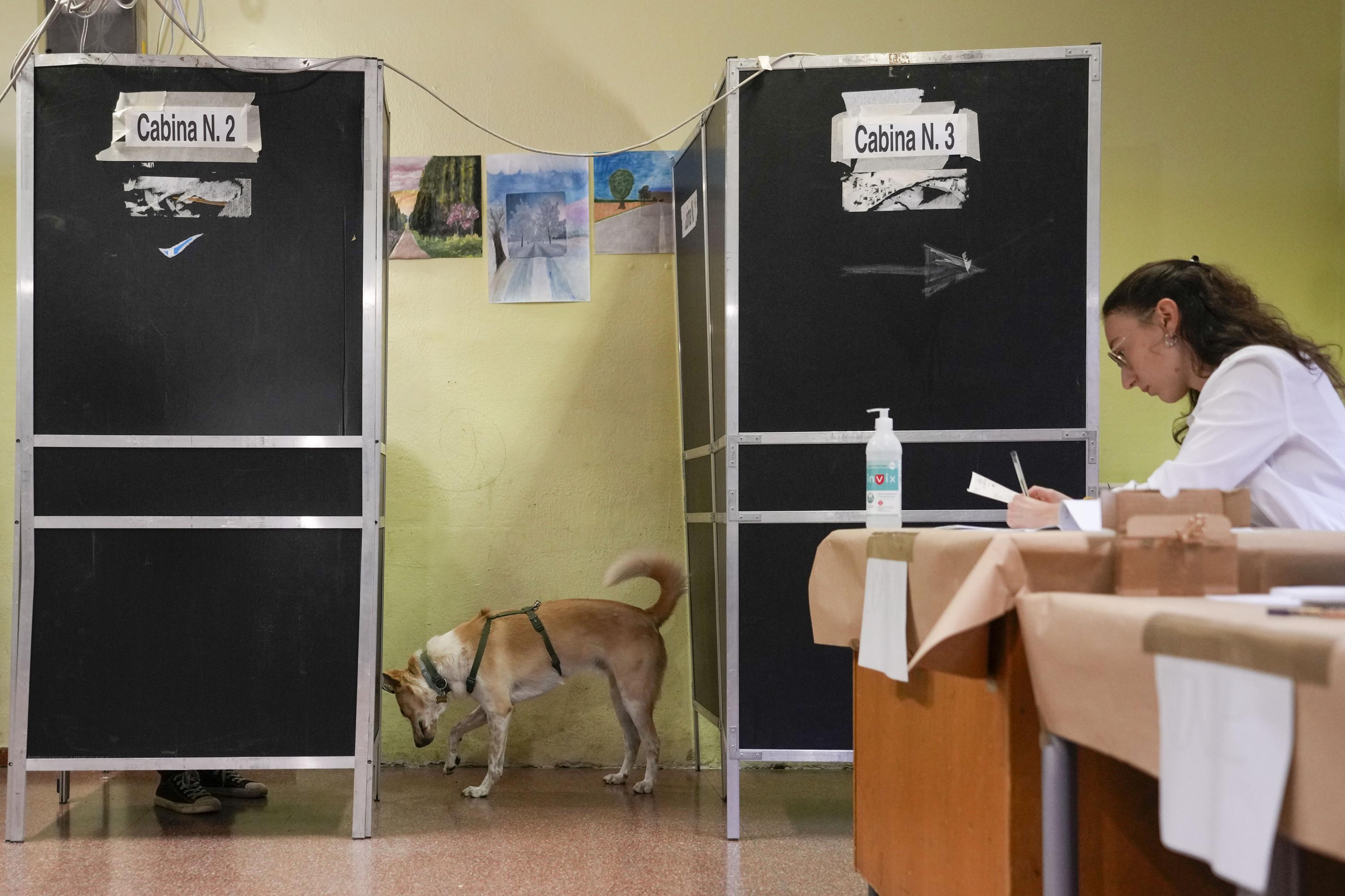 Italians vote in election that could take far-right to power - The Associated Press