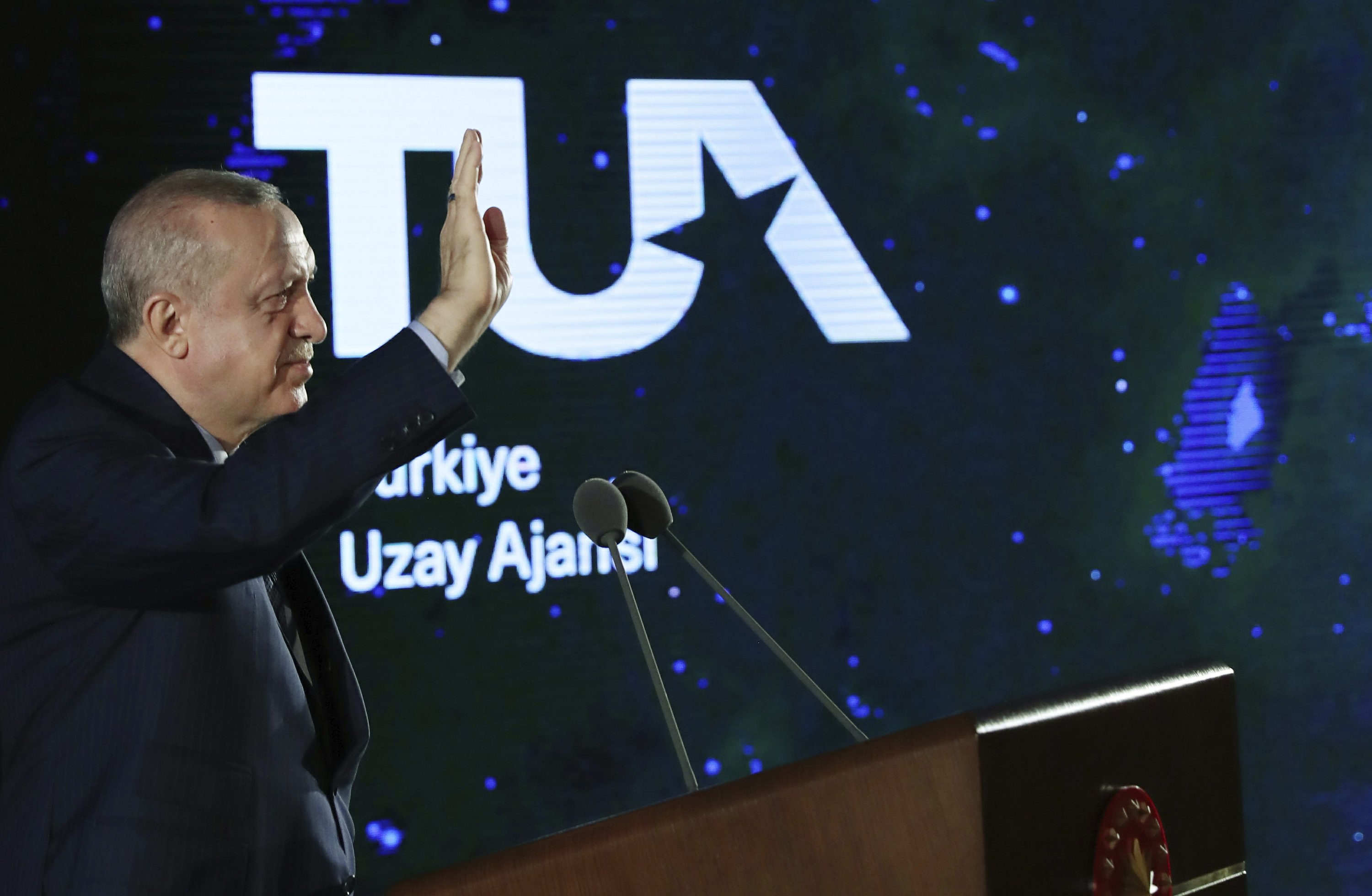 Turkey unveils space program including 2023 moon mission | AP News