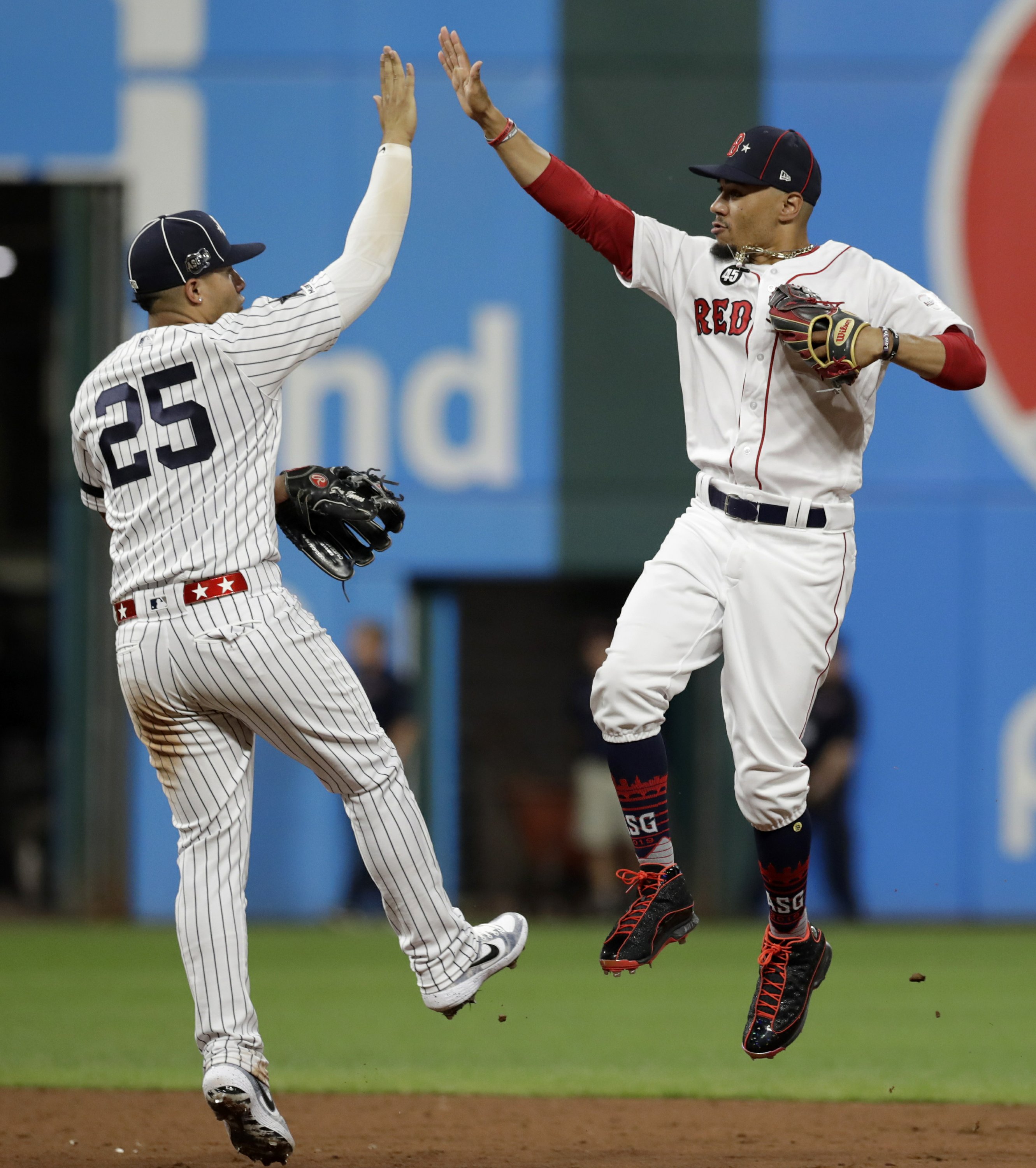 mookie betts baseball