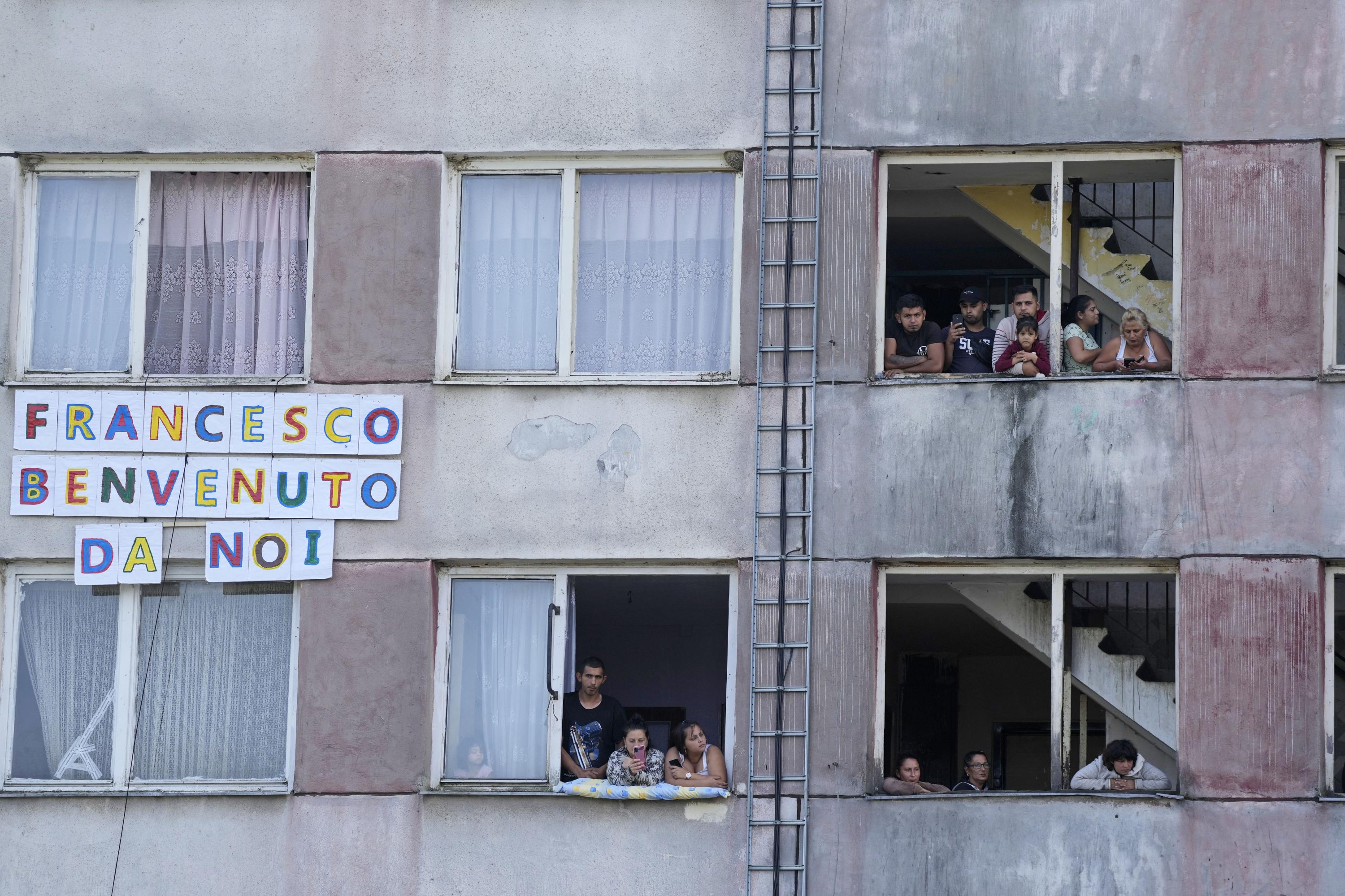 The Pope visits a sign of inclusion of gypsies excluded from Slovakia