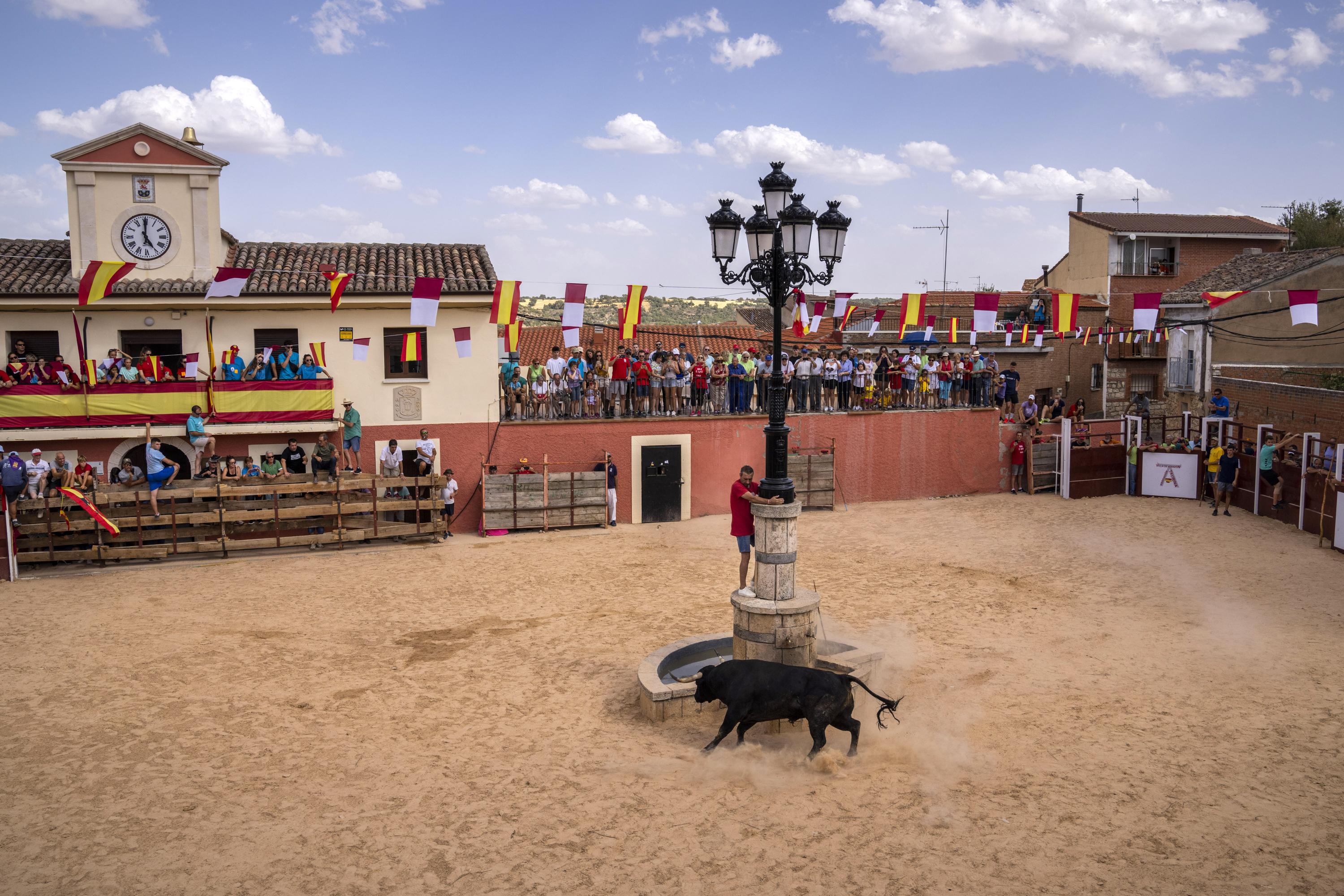 La ola de muertes de corredores de toros cambia el enfoque a las vacaciones de España