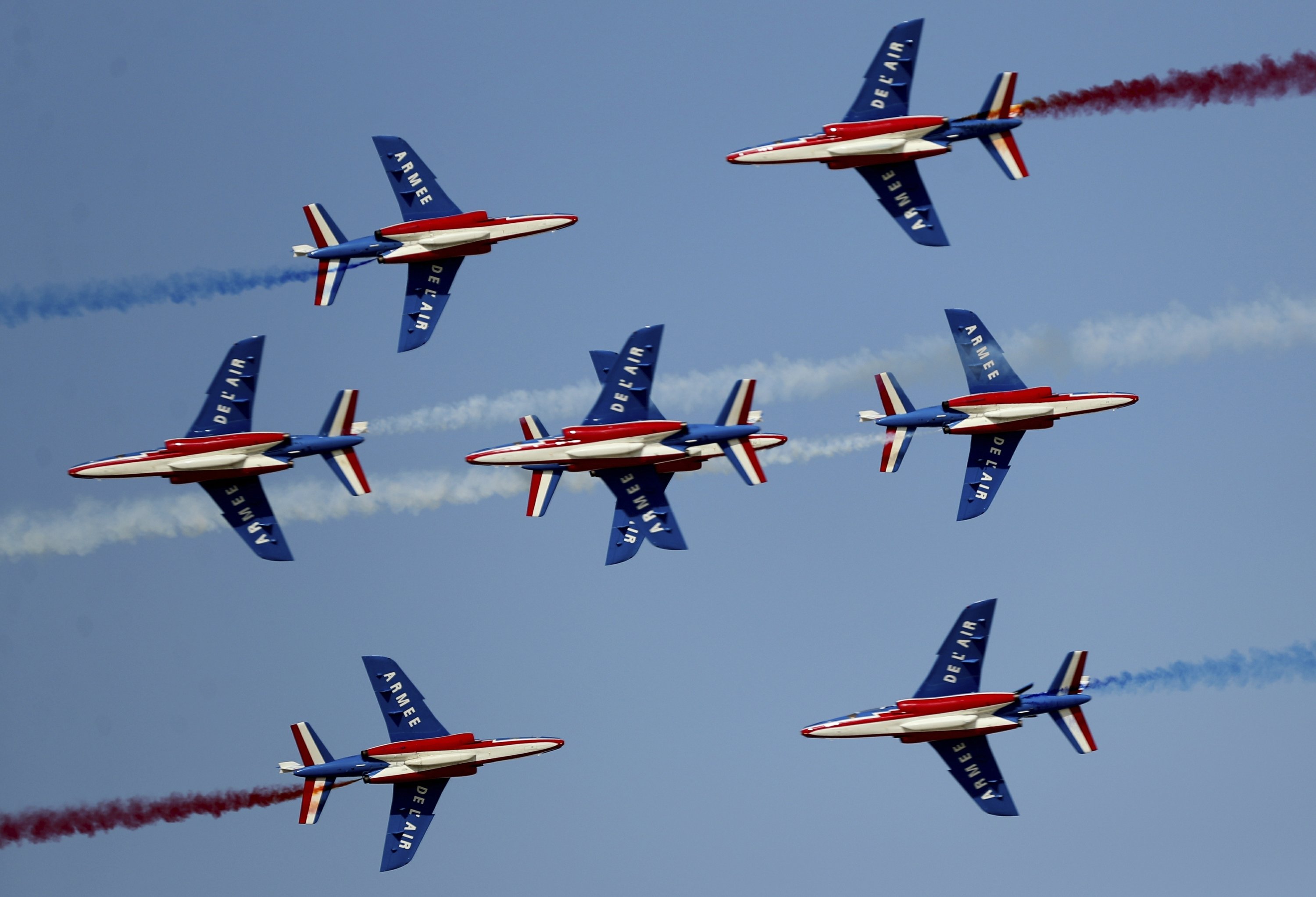 Международная авиация. Патруль де Франс пилотажная группа. Dubai Airshow 2022. 7. Международный авиационный салон Dubai Airshow. Пилотажная группа Франции