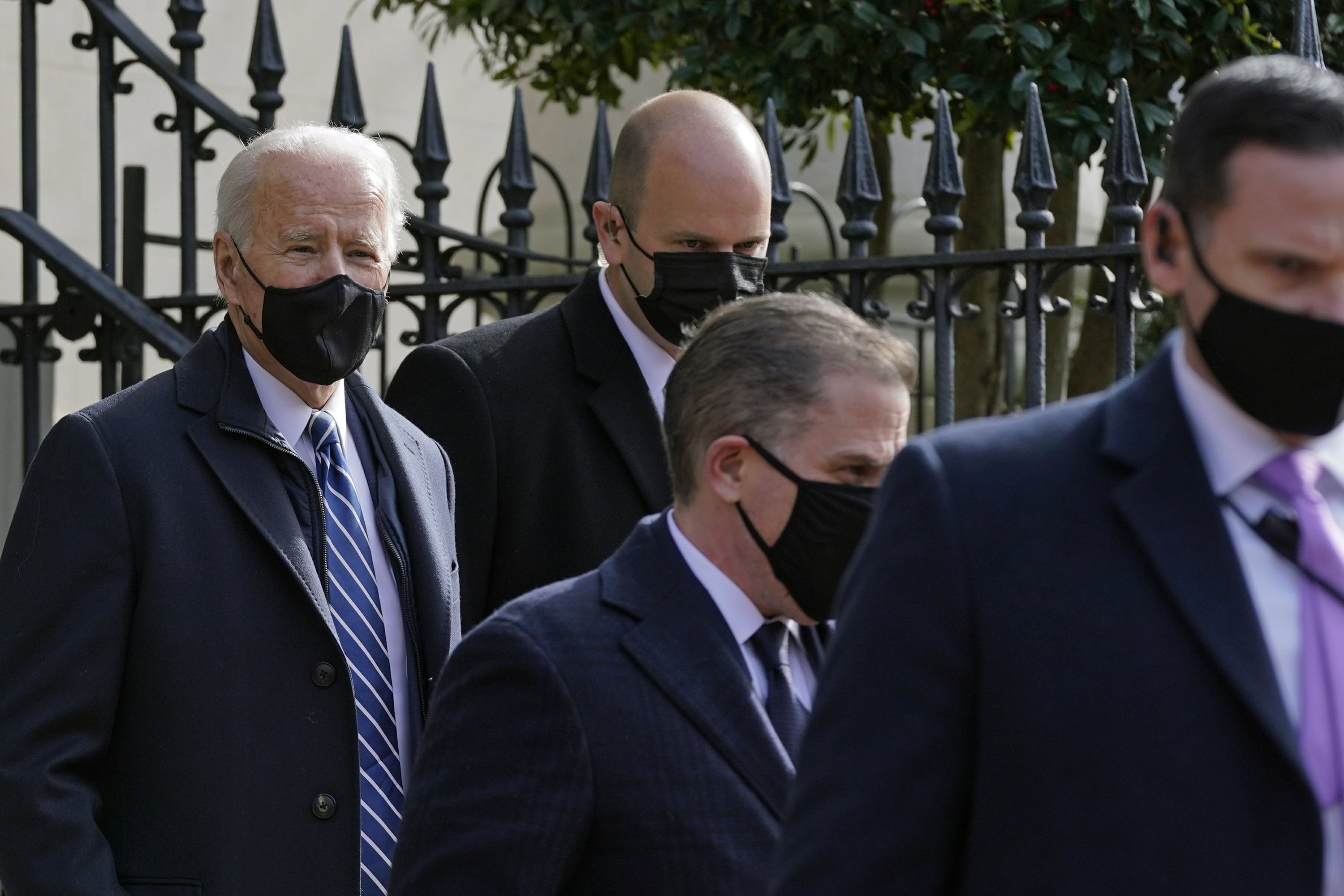 Biden to reinstate COVID journey guidelines, insert South Africa