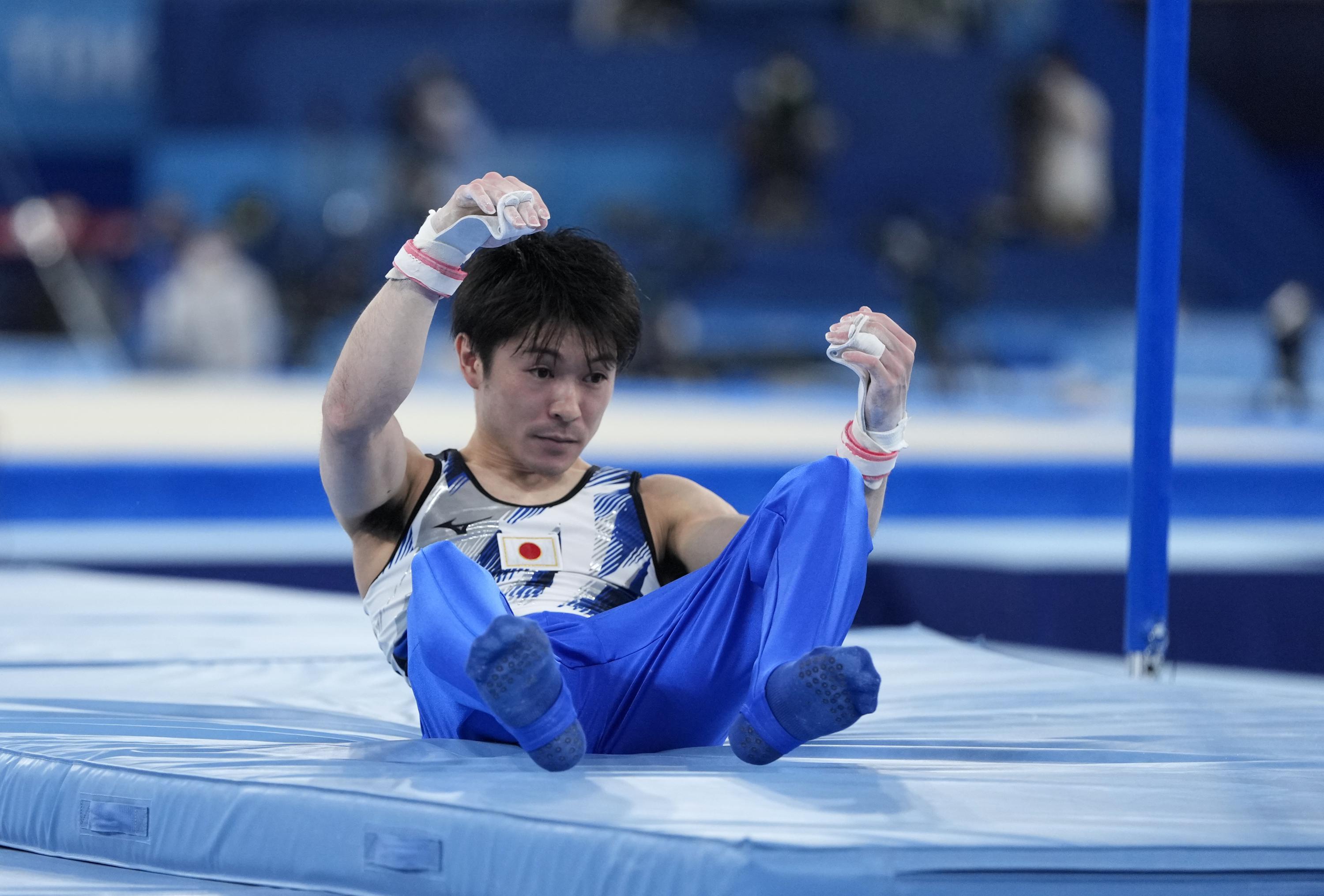 Japan Surges To Gymnastics Lead Reigning Champ Uchimura Out