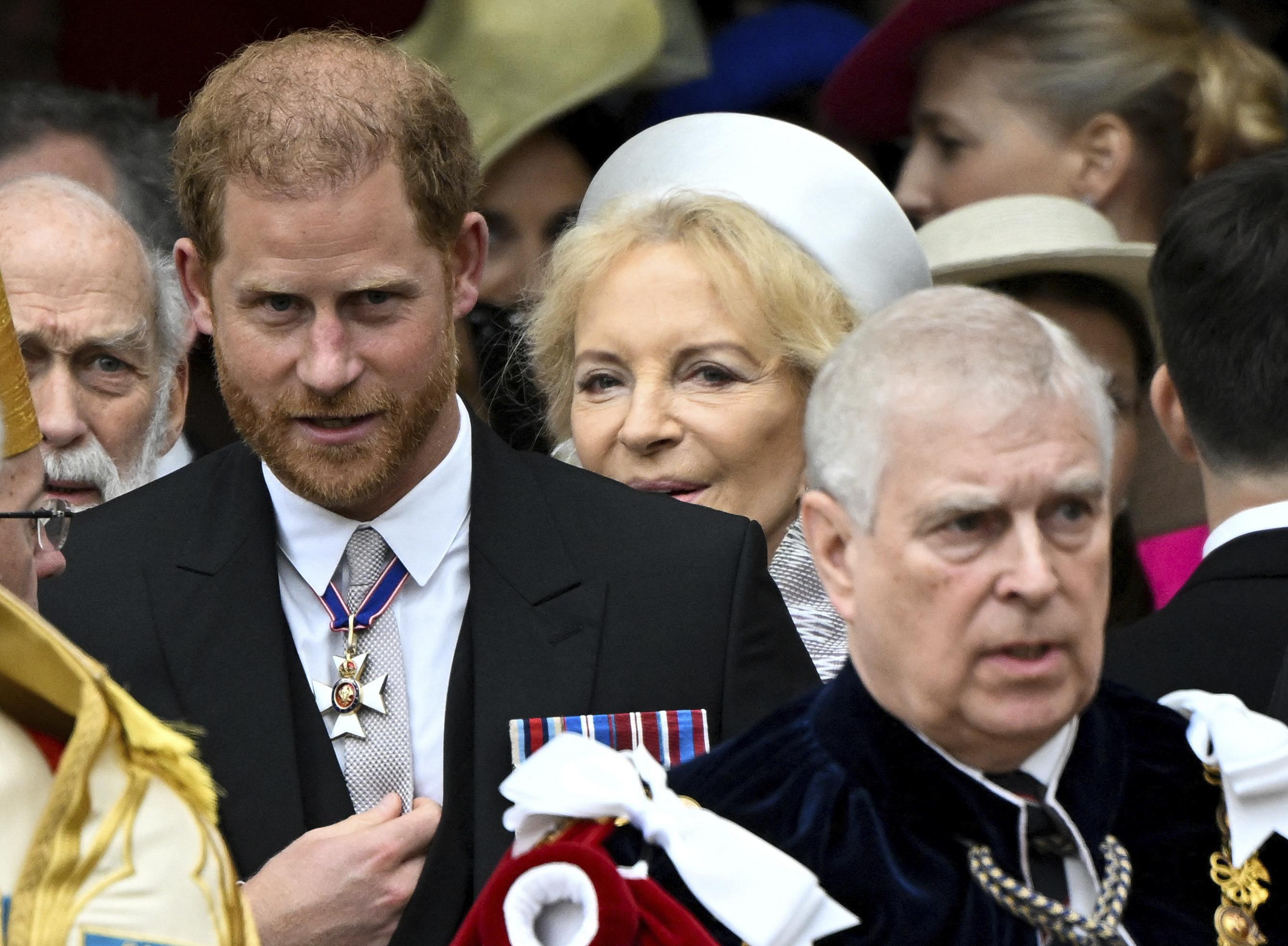 König Karl III. wurde in der Westminster Abbey gekrönt