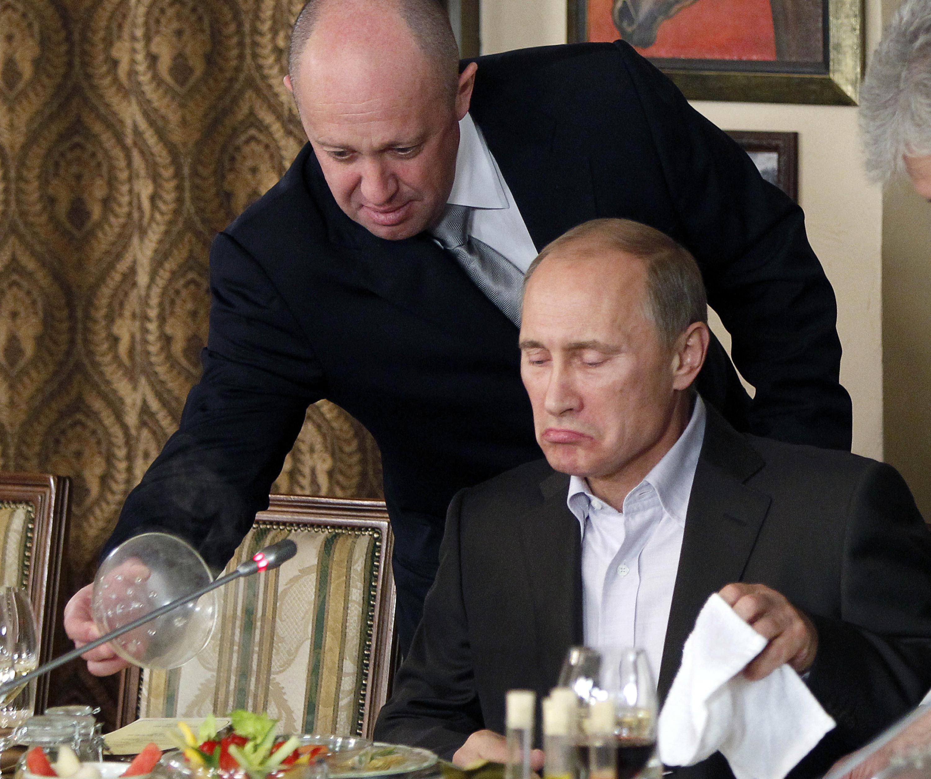 What's 'Putin's chef' cooking up with talk on US meddling? | AP News