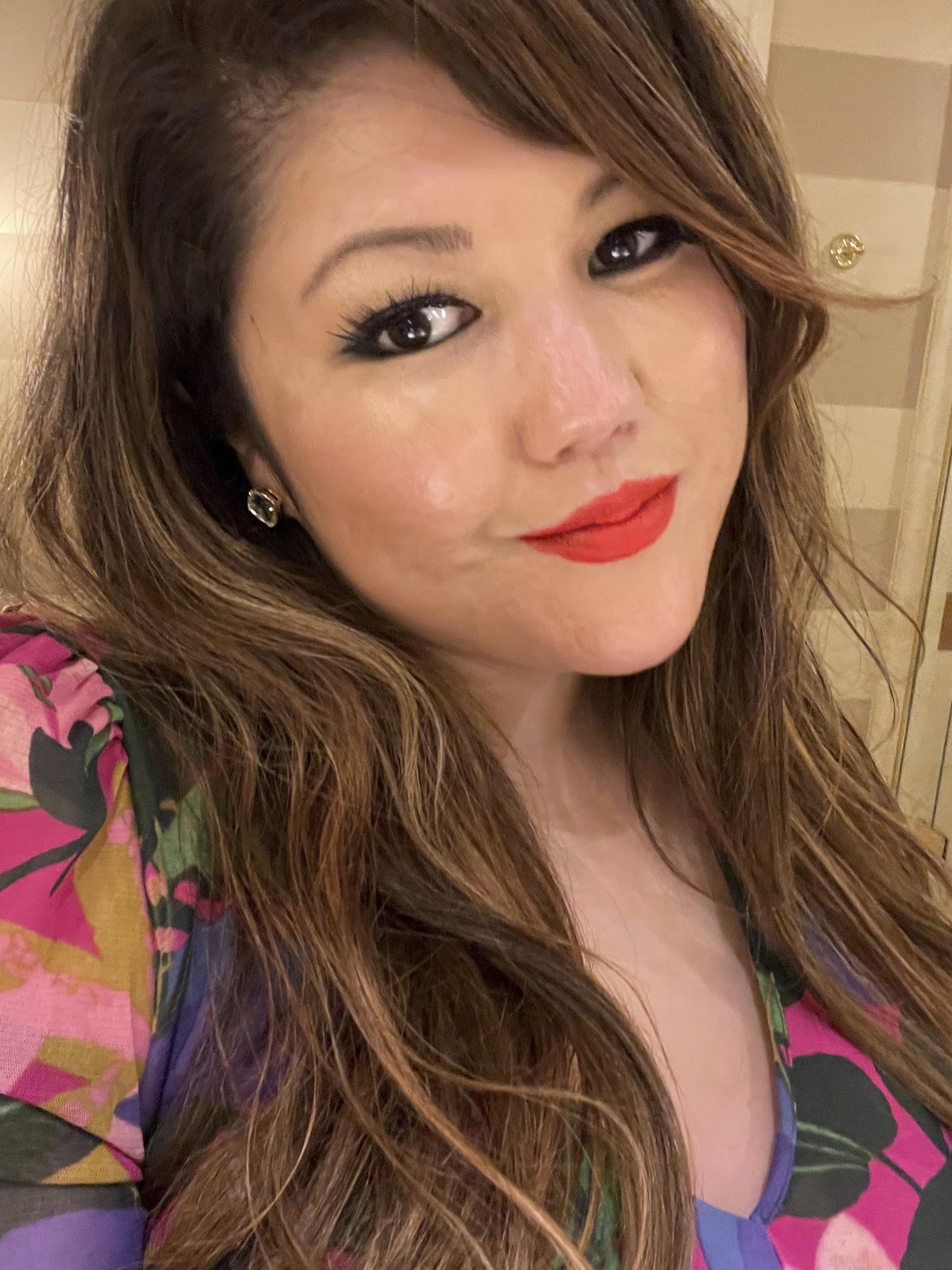 Jenn Takahashi Chronicling The Best and Worst Of Nextdoor TrendRadars