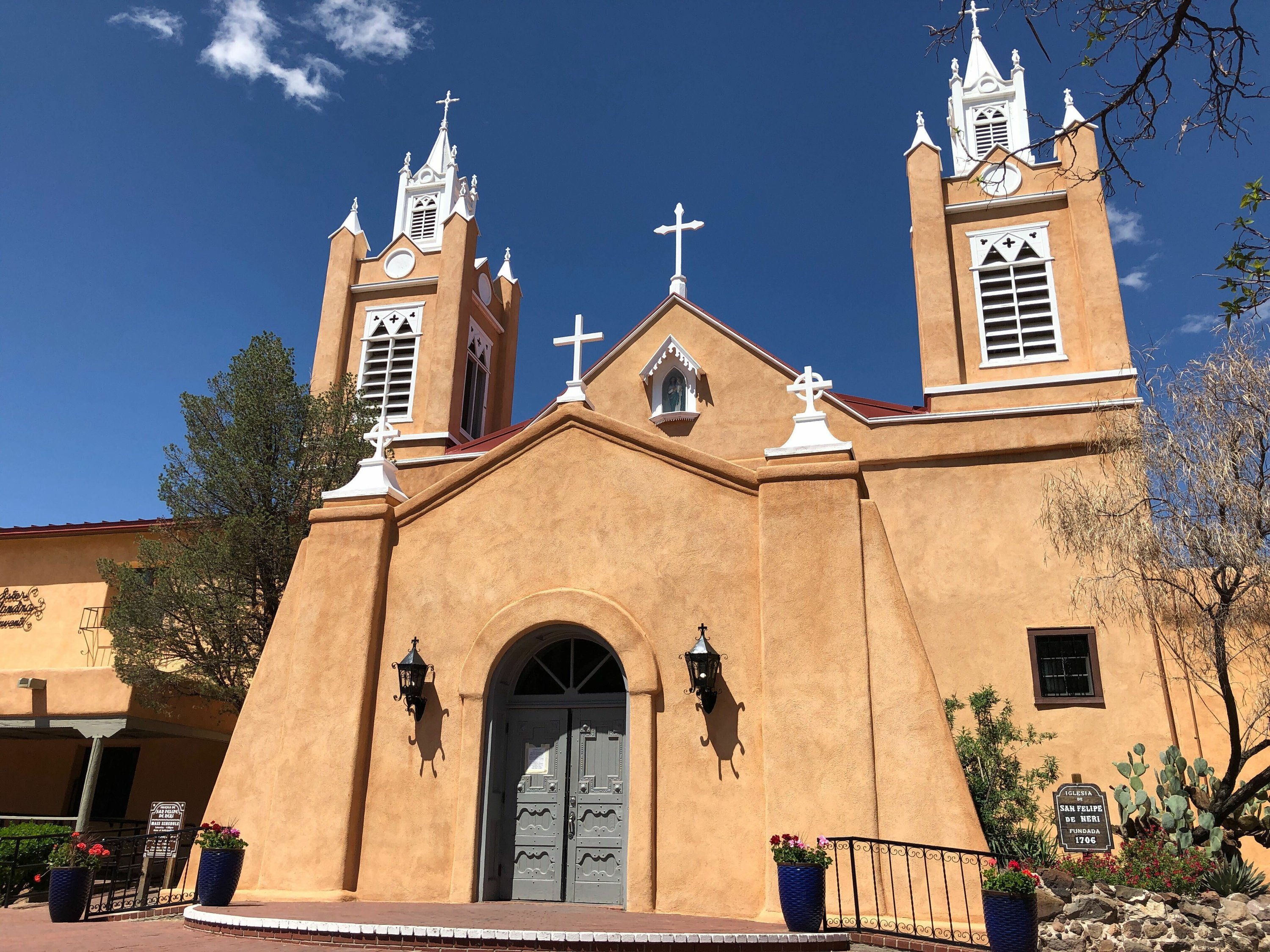 Holy Week New Mexico faithful find God beyond church walls AP News