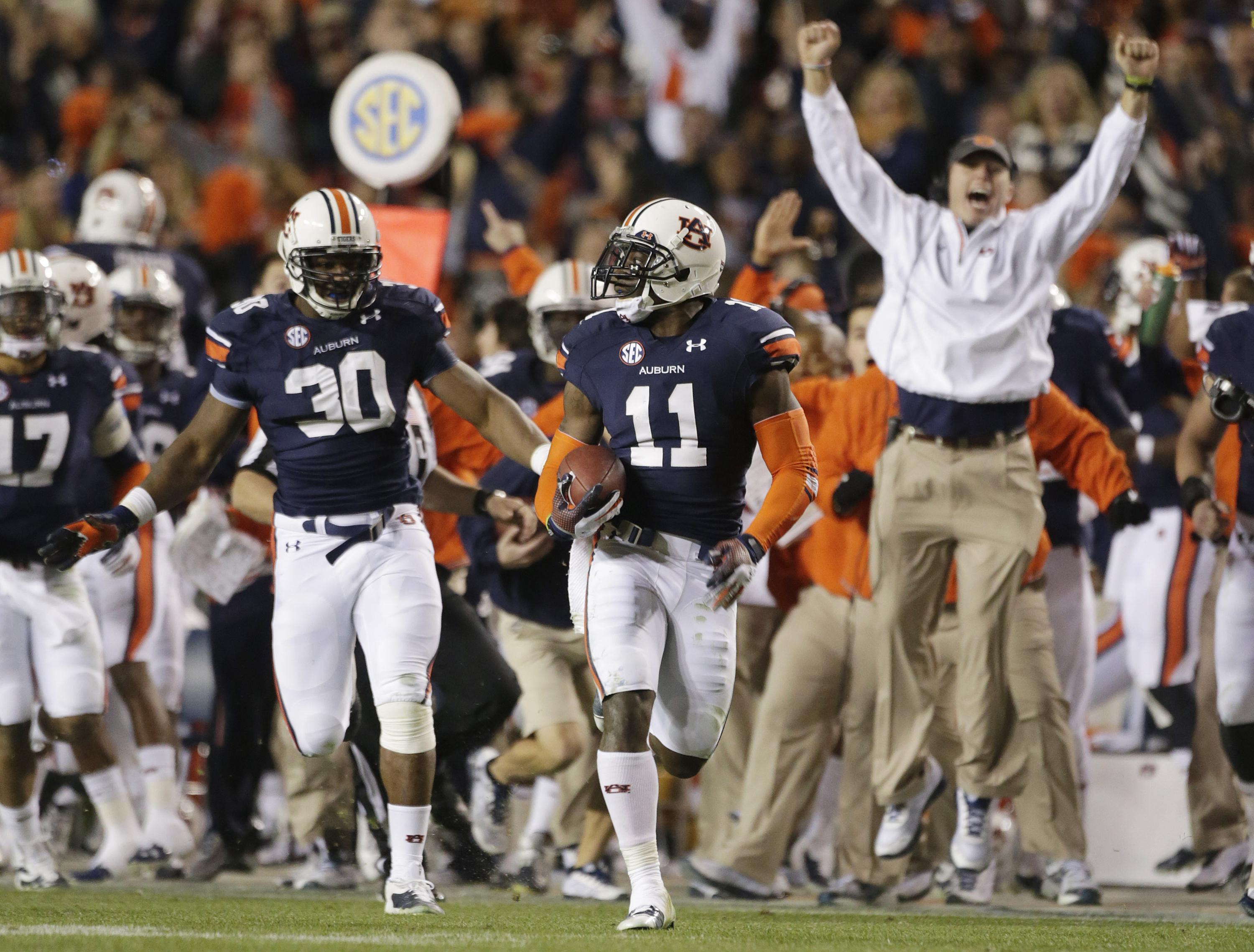 top-rivalries-iron-bowl-the-game-army-navy-red-river-ap-news