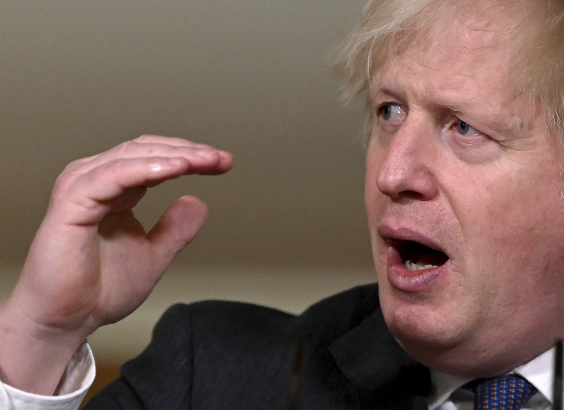 Britain’s Boris Johnson pressures Biden for new trade deal