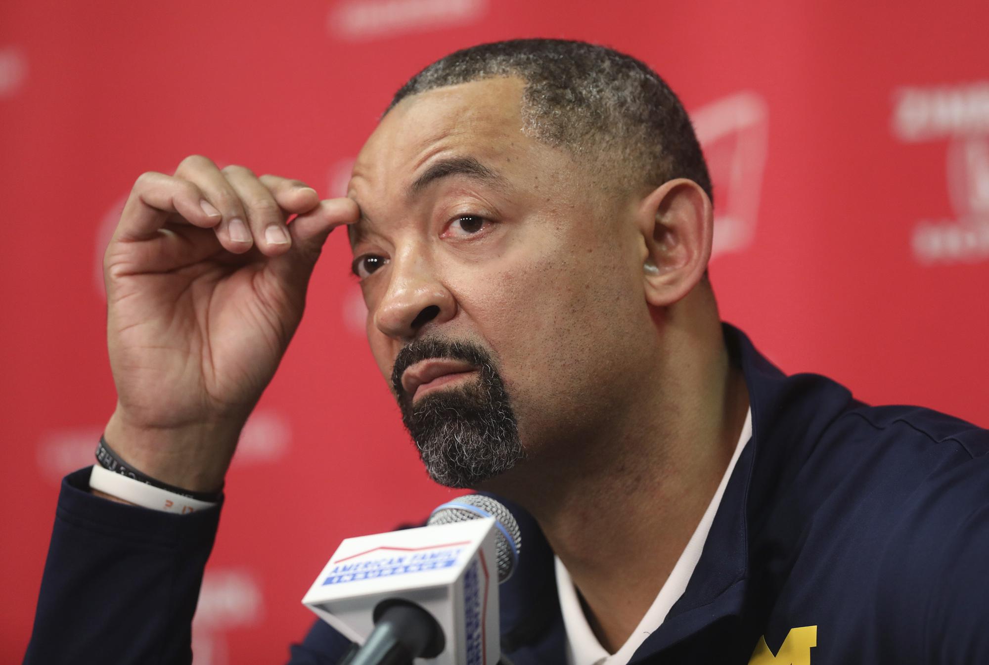 michigan-coach-howard-hits-badgers-assistant-fracas-follows-ap-news