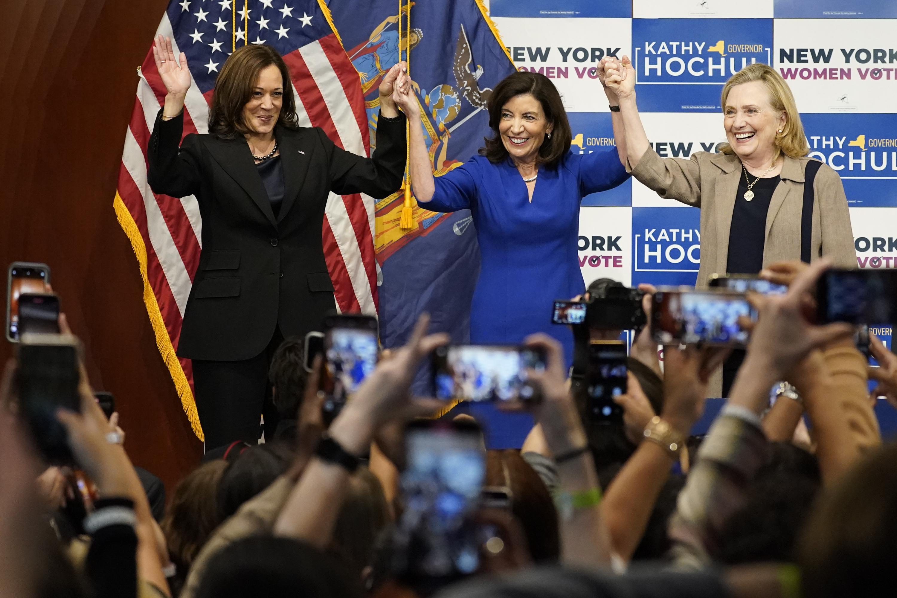 Harris, Clinton campaign for Hochul in NY governor’s race