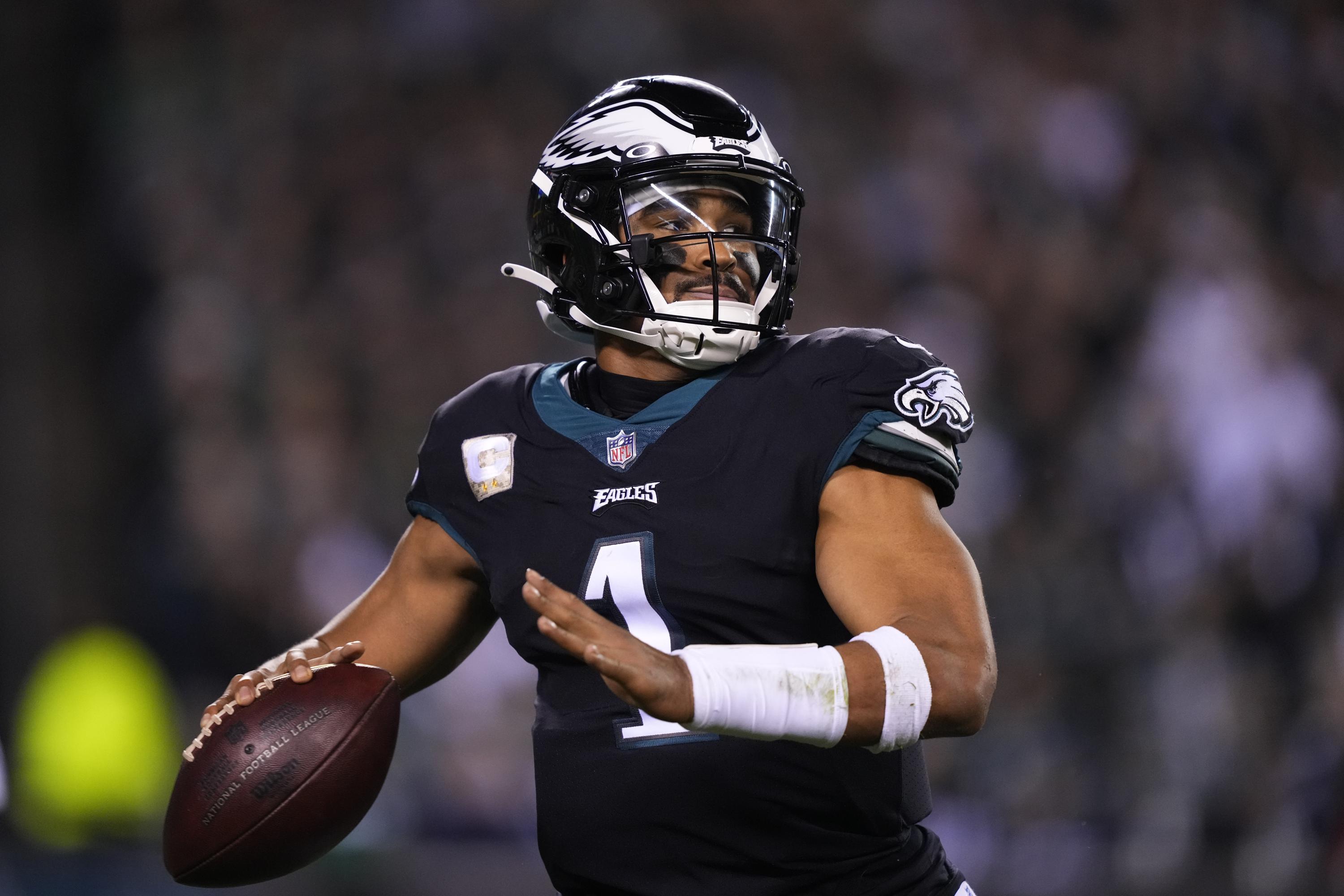 Hurts Eagles Run Past Packers 40 33 Rodgers Hurt AP News
