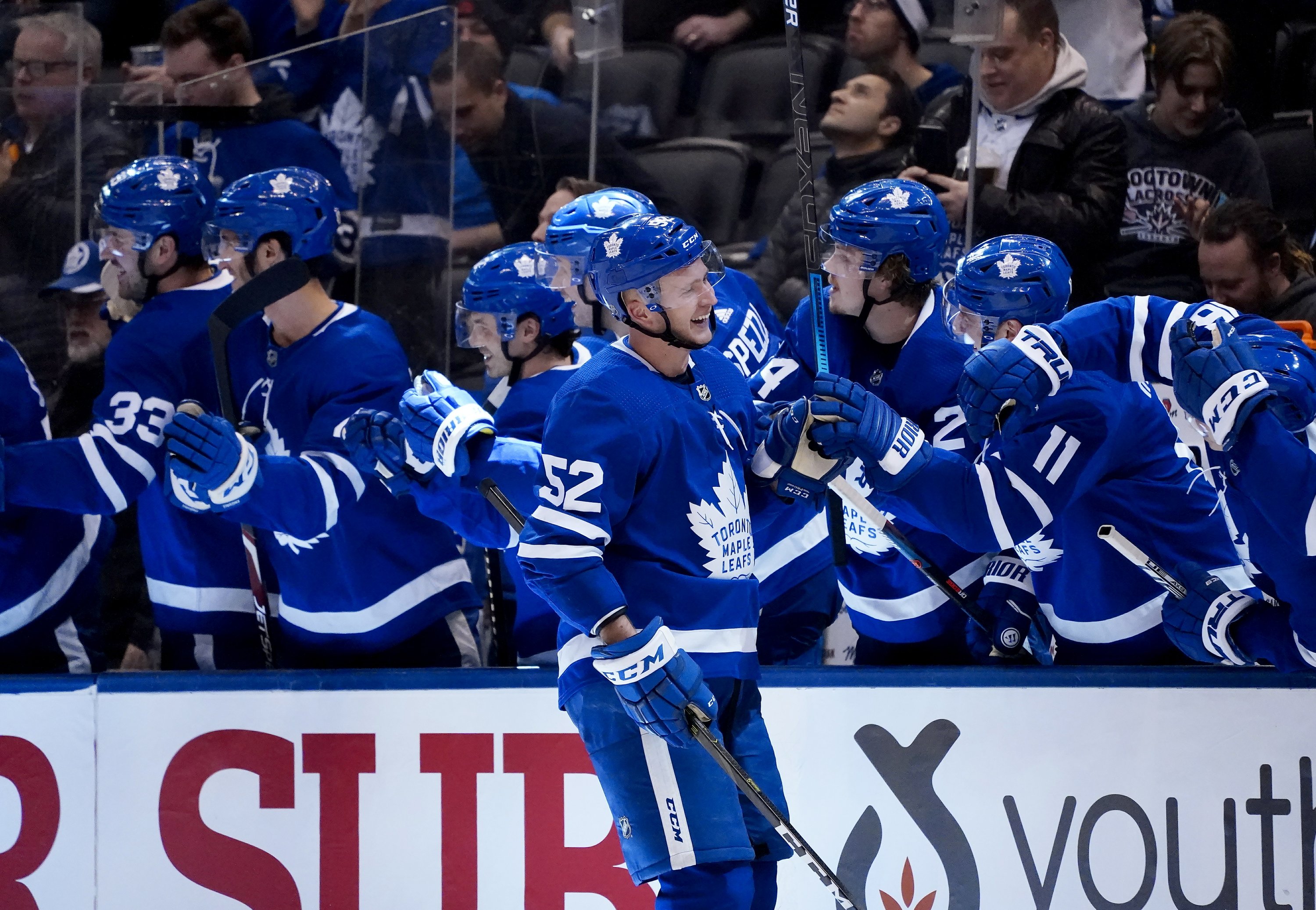 maple leafs third jersey