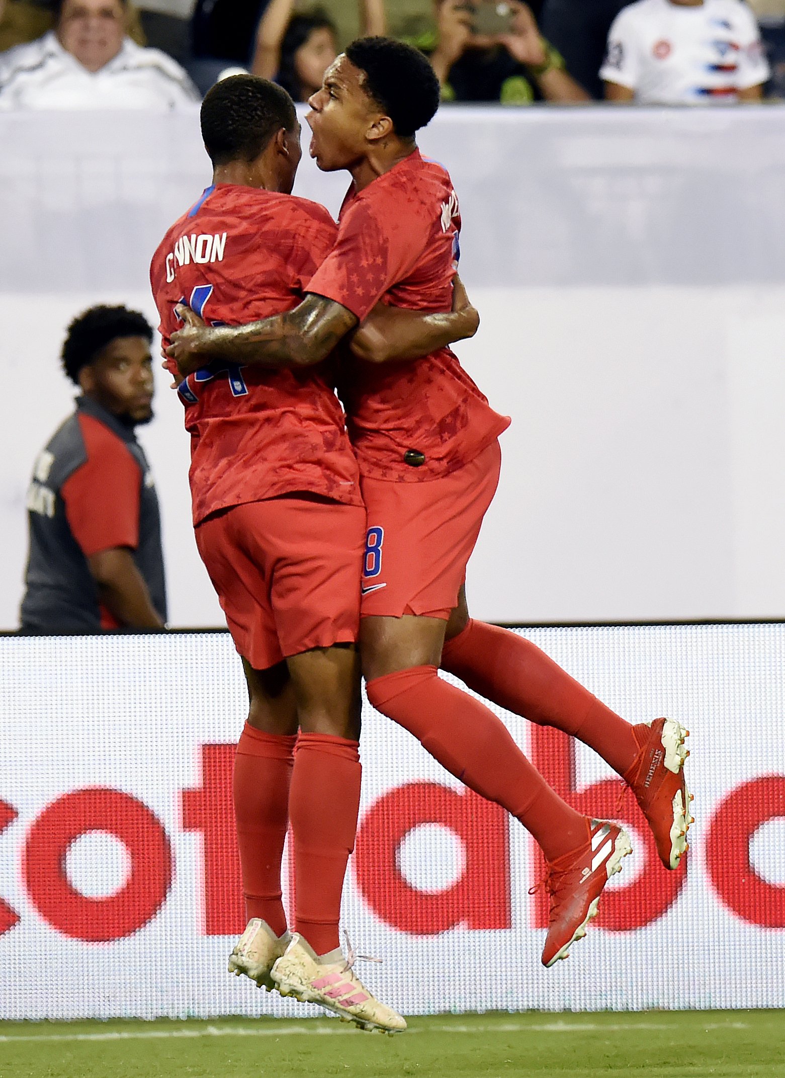 Lightning Forces Delay Of Jamaica Us Gold Cup Semifinal