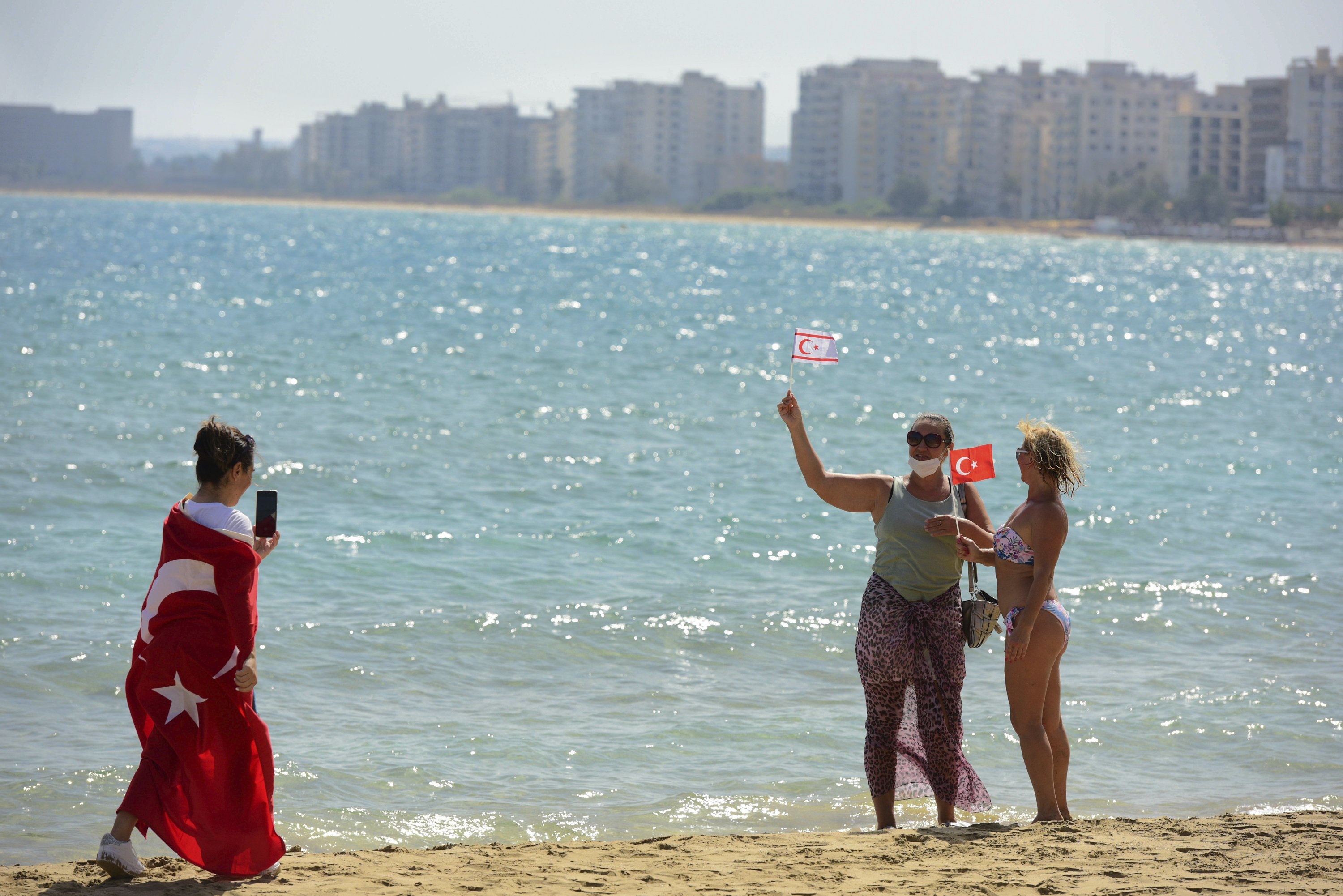 after-46-years-cypriot-ghost-towns-beach-opens-to-public