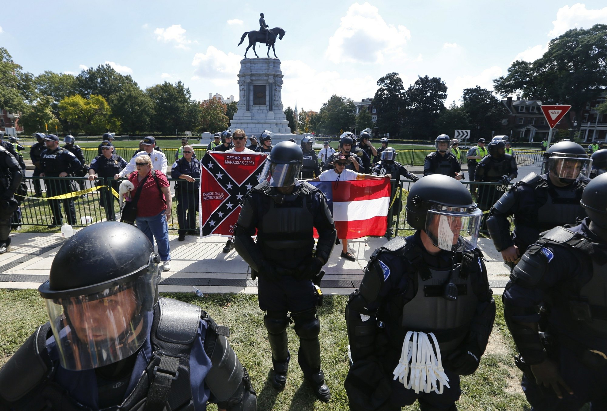 Confederate statue vandalized with profanity against Trump