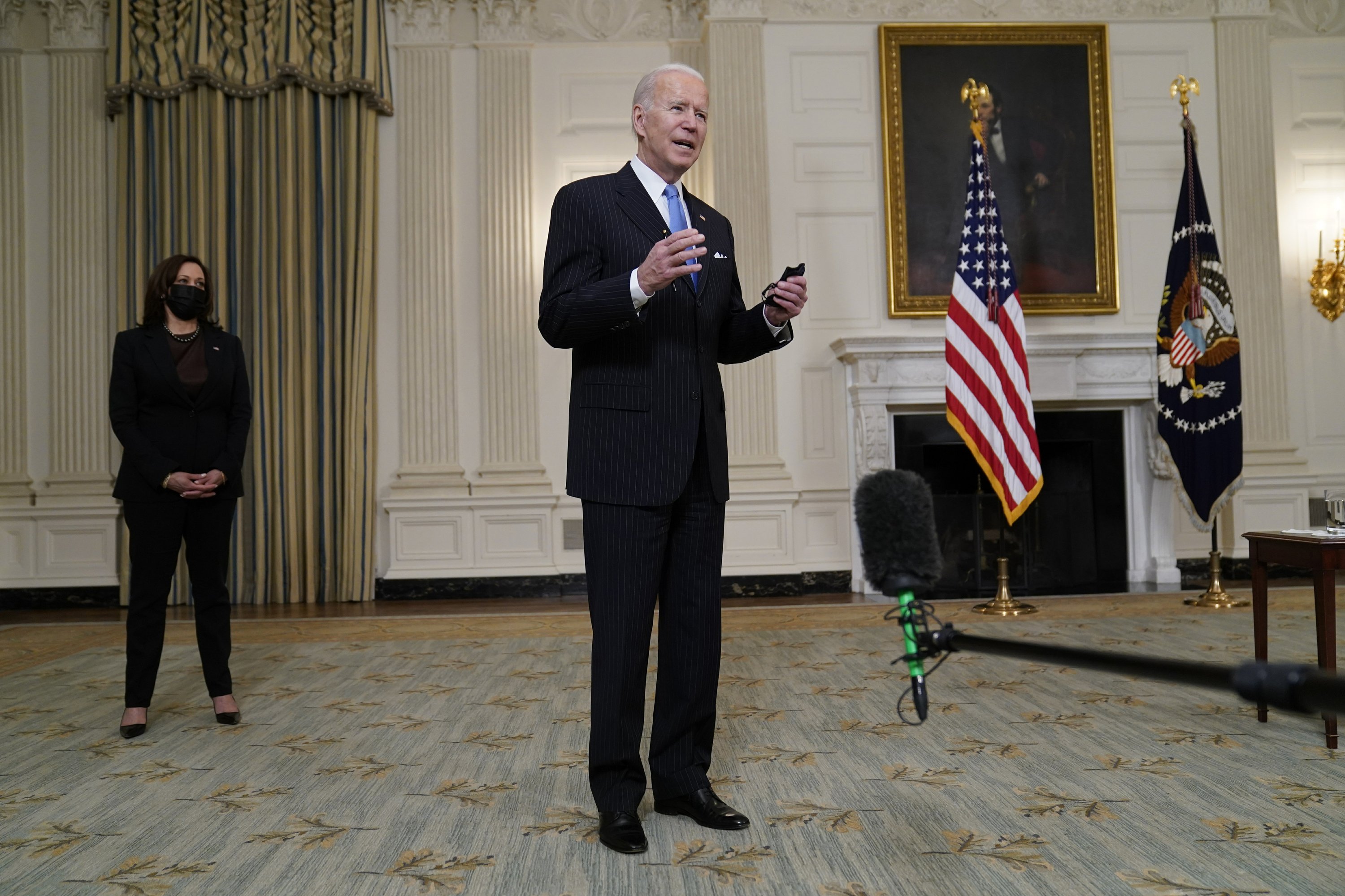 Biden urges Senate Dems to speak out behind $ 1.9T virus bill