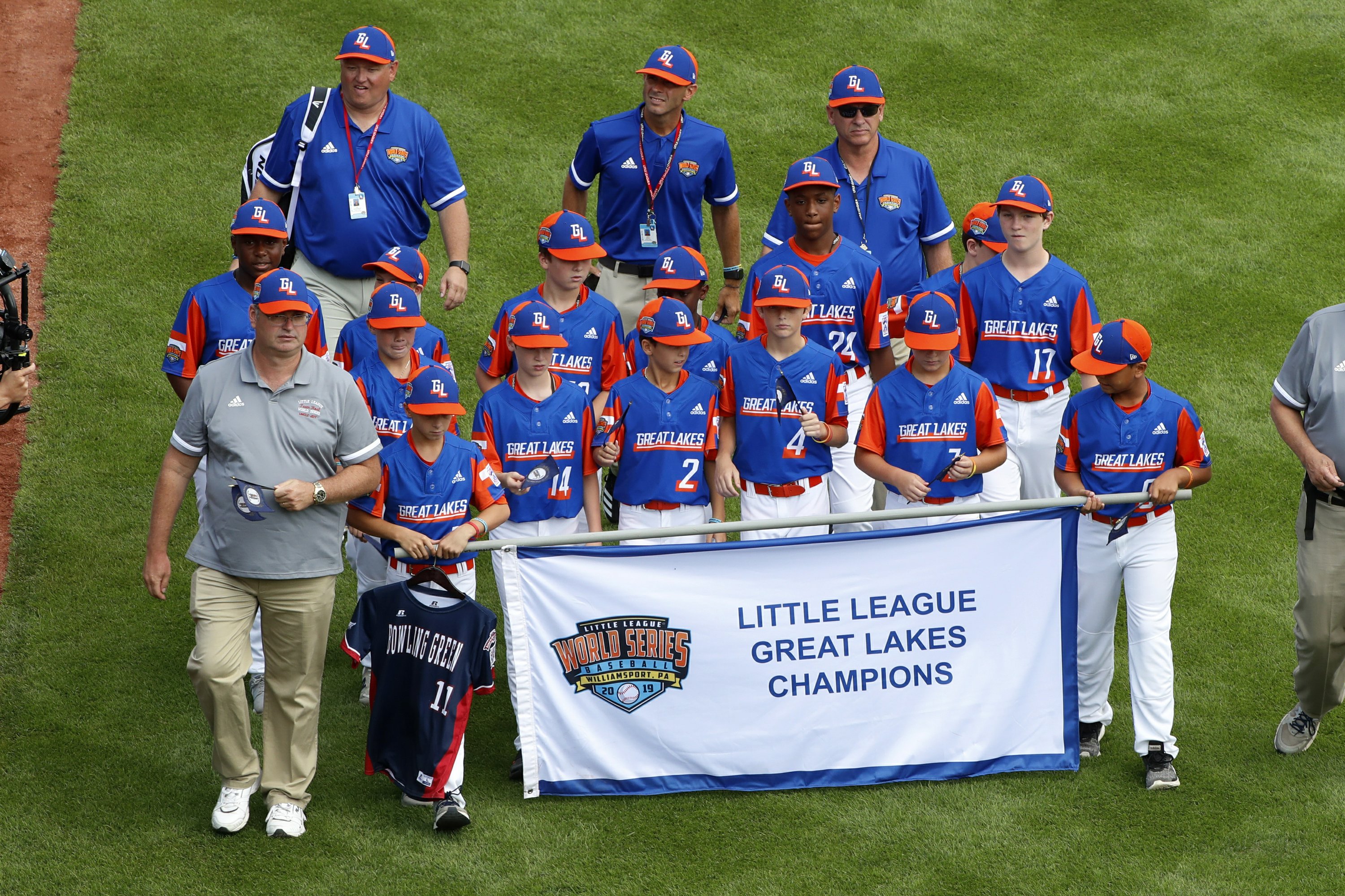 Kentucky Little League team honors teammate they lost AP News