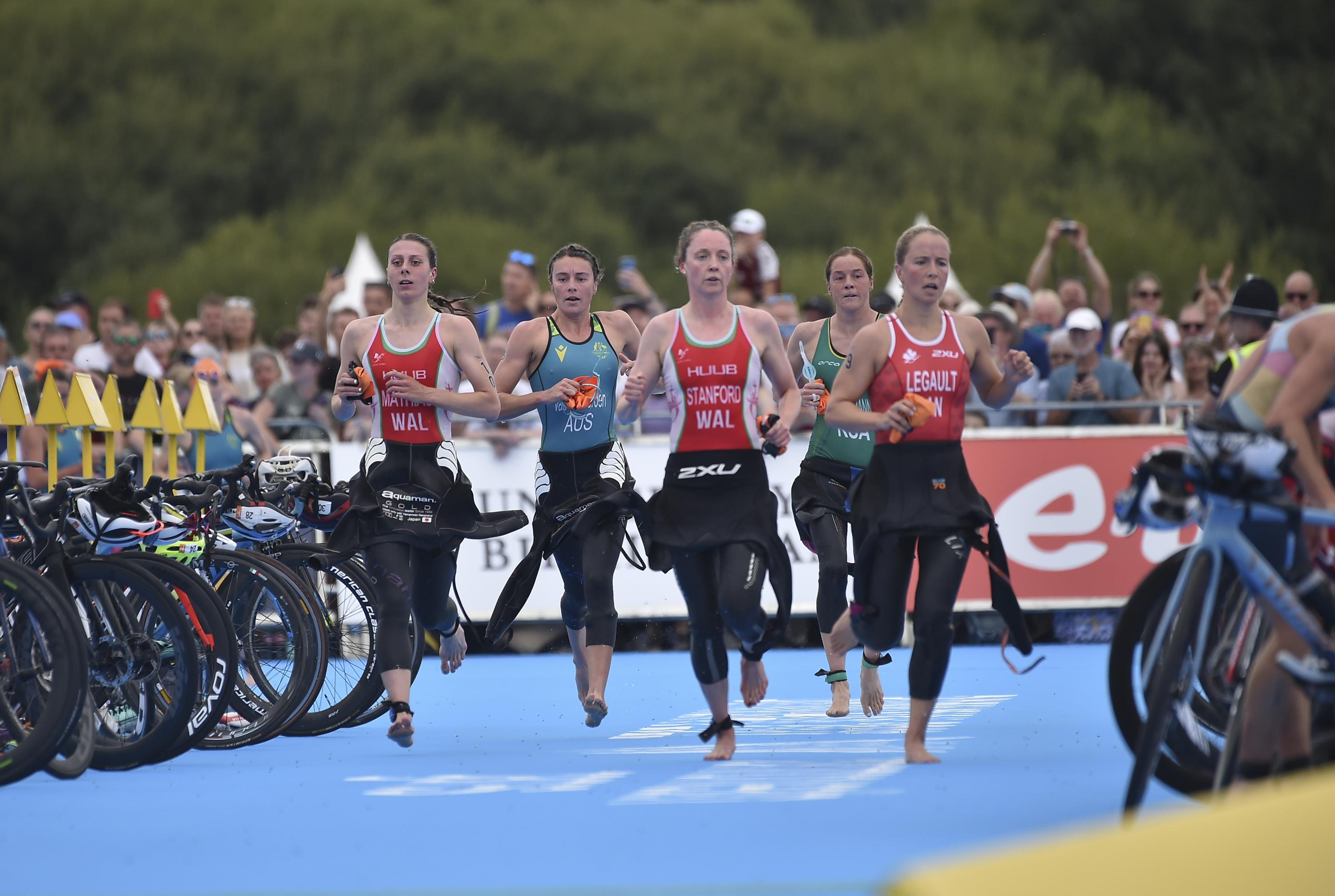 Beim Triathlon können Transgender-Frauen unter strengeren Regeln antreten