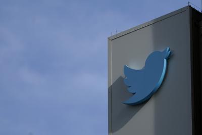 Twitter's pared-down staff struggles with misinformation | AP News