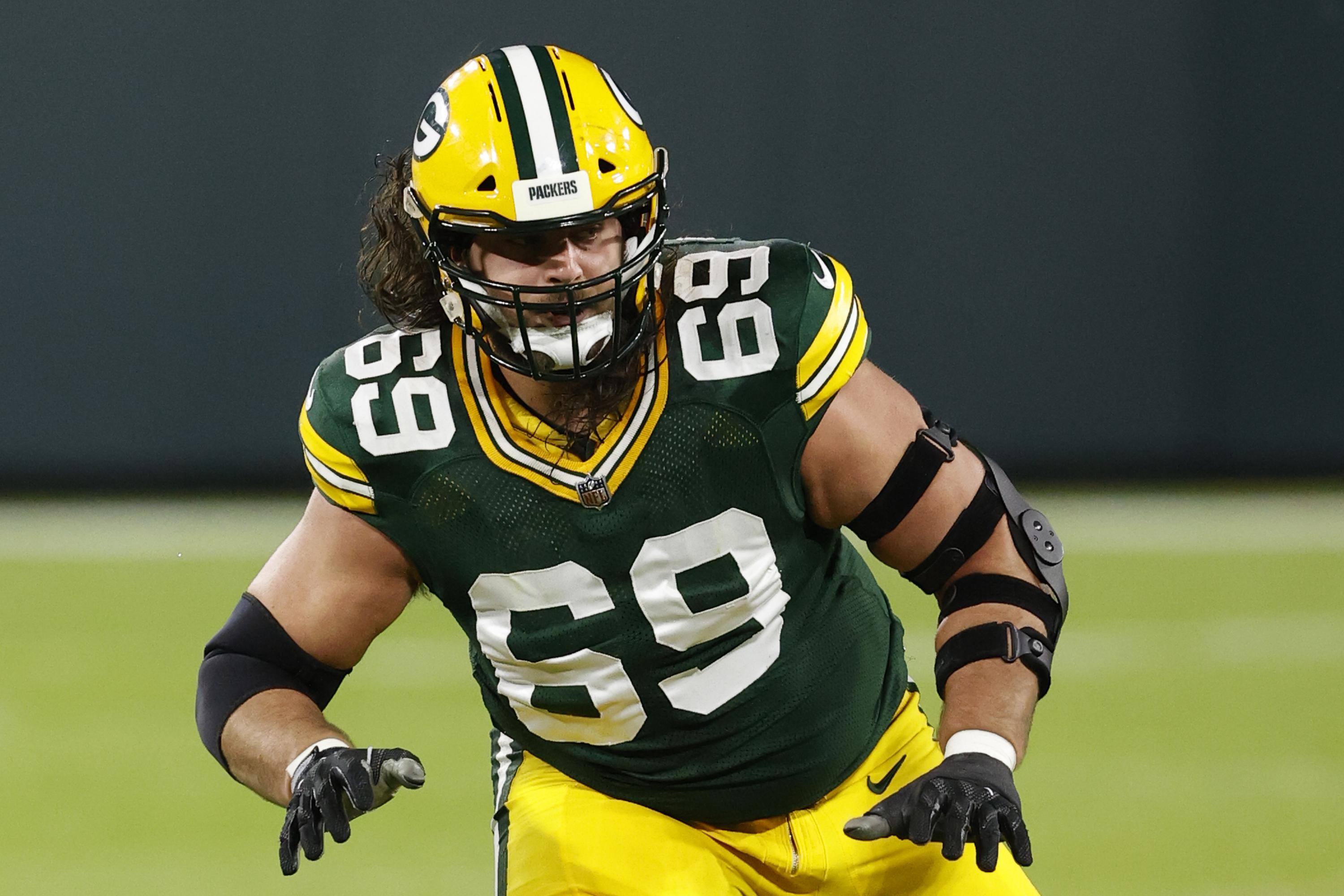 Packers OT Bakhtiari isn't setting timetable for his return | AP News