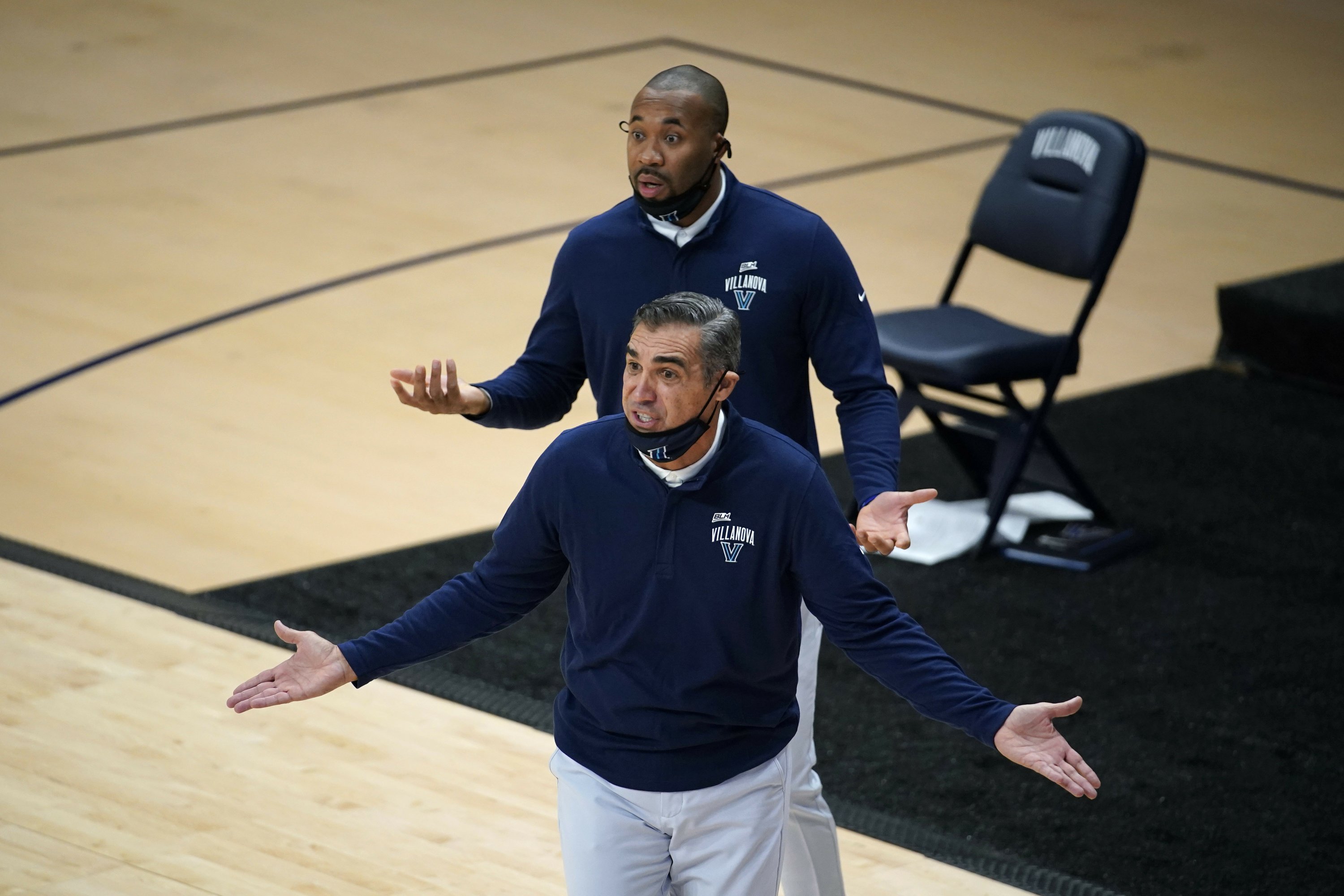 Villanova Coach Wright Gets 600th Win In Victory Over Butler