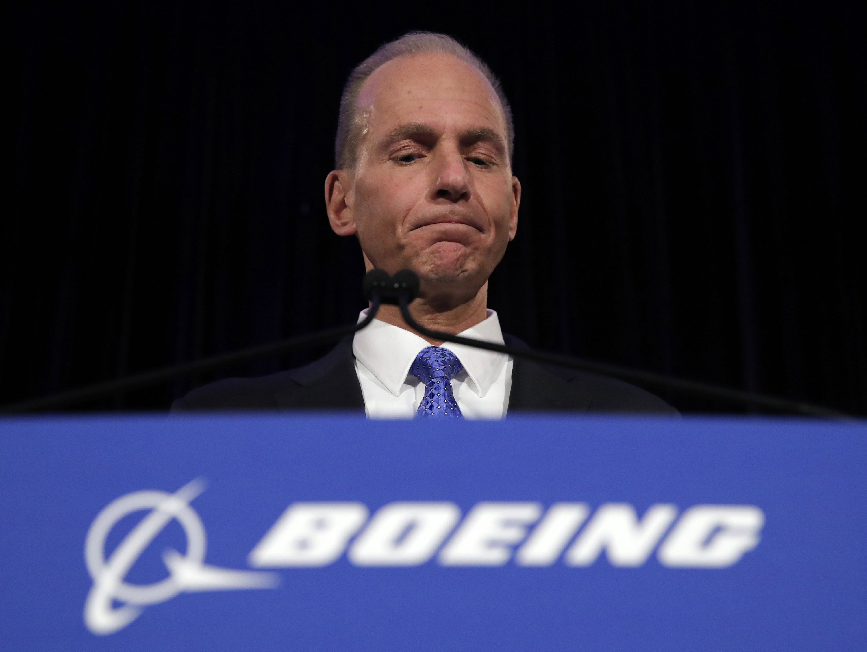 CEO: Boeing made mistake in handling warning-system problem CEO: Boeing made mistake in handling warning-system problem