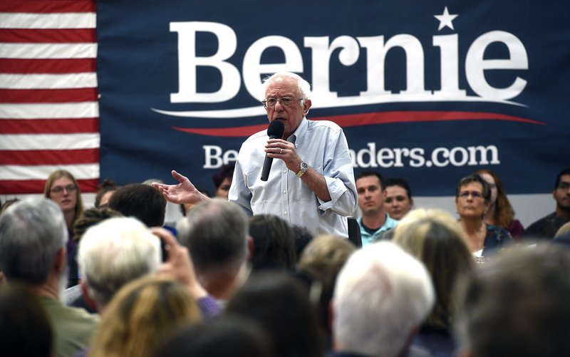 Sanders Raises 25 3m In 3rd Quarter But Trump Swamps All