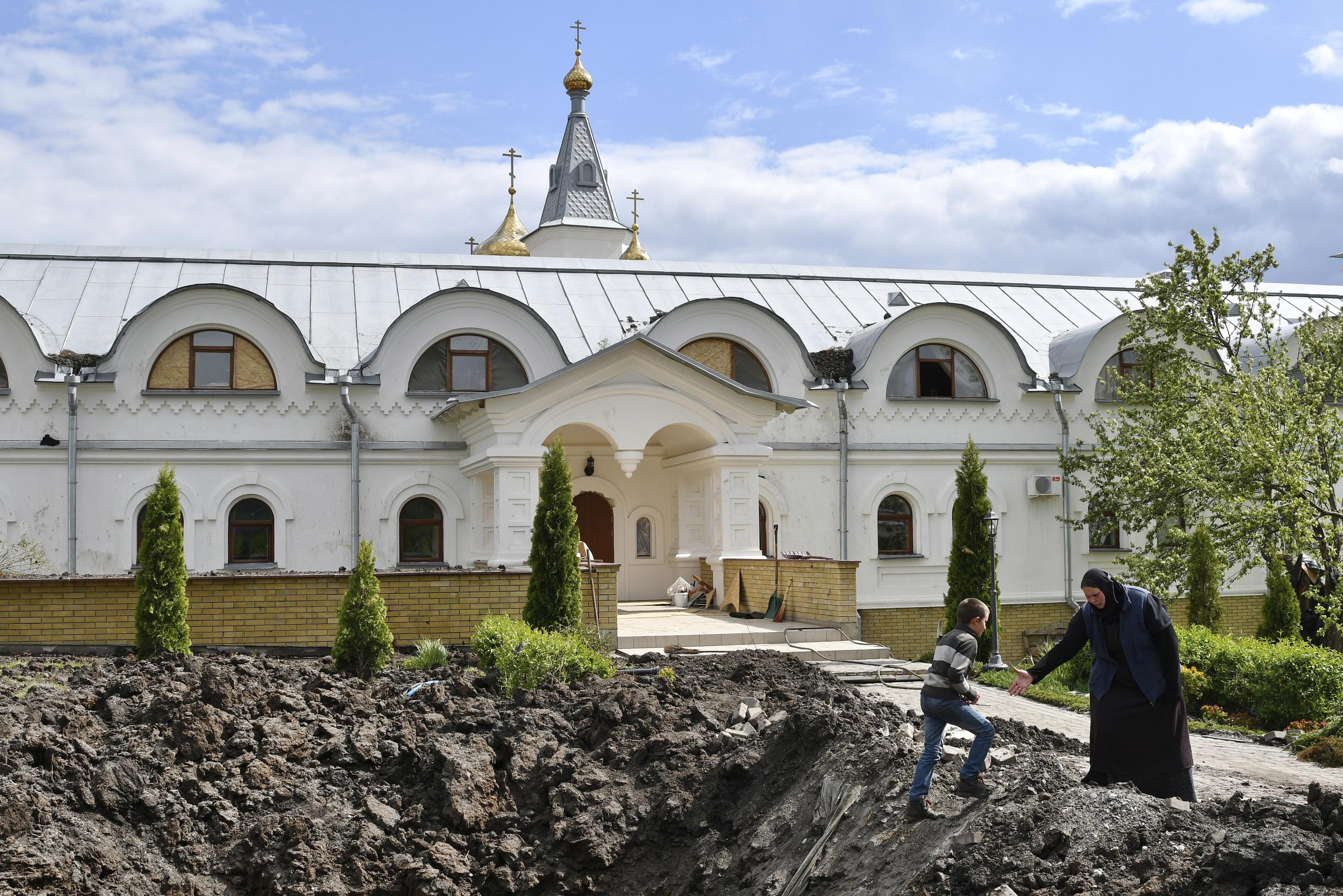 Ukraine cắt khí đốt của Nga khỏi một trục, nhấn mạnh rủi ro nguồn cung