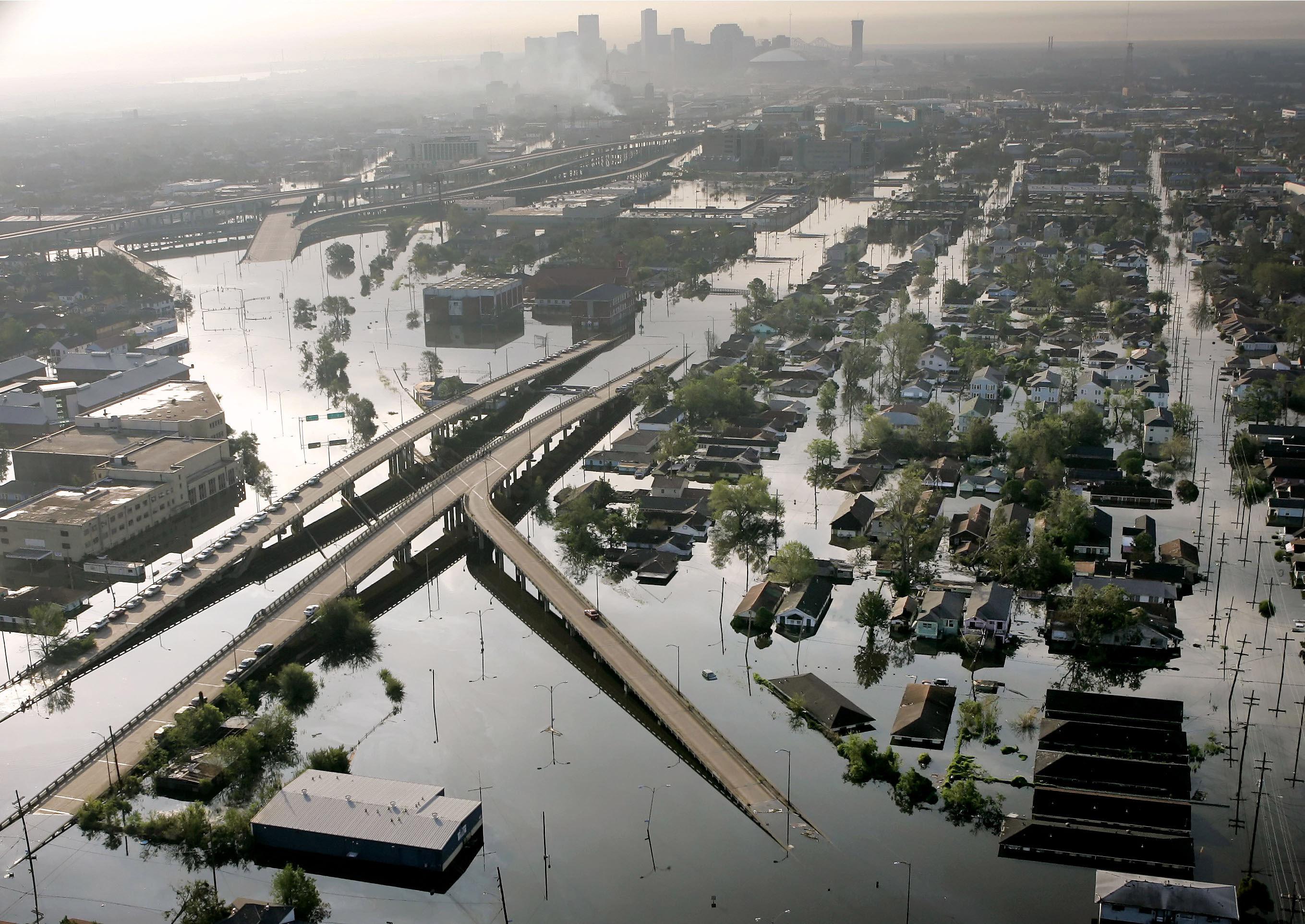 EXPLAINER: Ida similar to Katrina, but stronger, smaller | AP News
