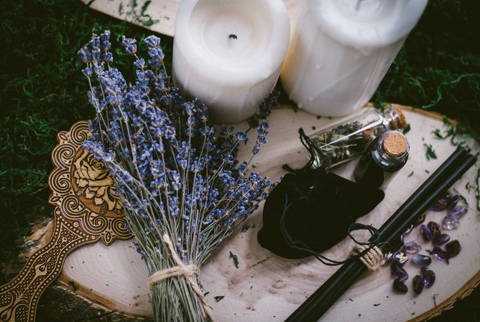 Free Spells: 5 Most Powerful Love Spells That Work FAST