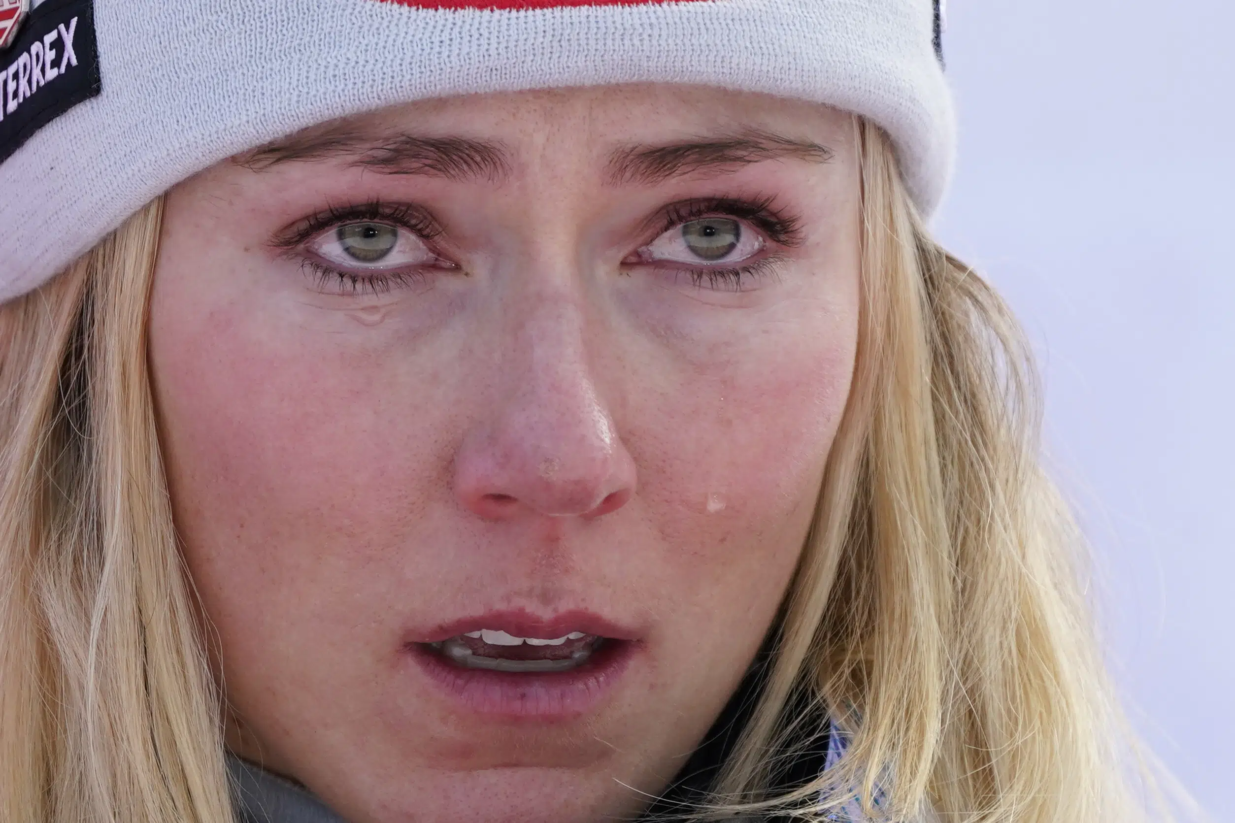 Shiffrin mostra i suoi sentimenti dopo aver eguagliato il record di Vaughn