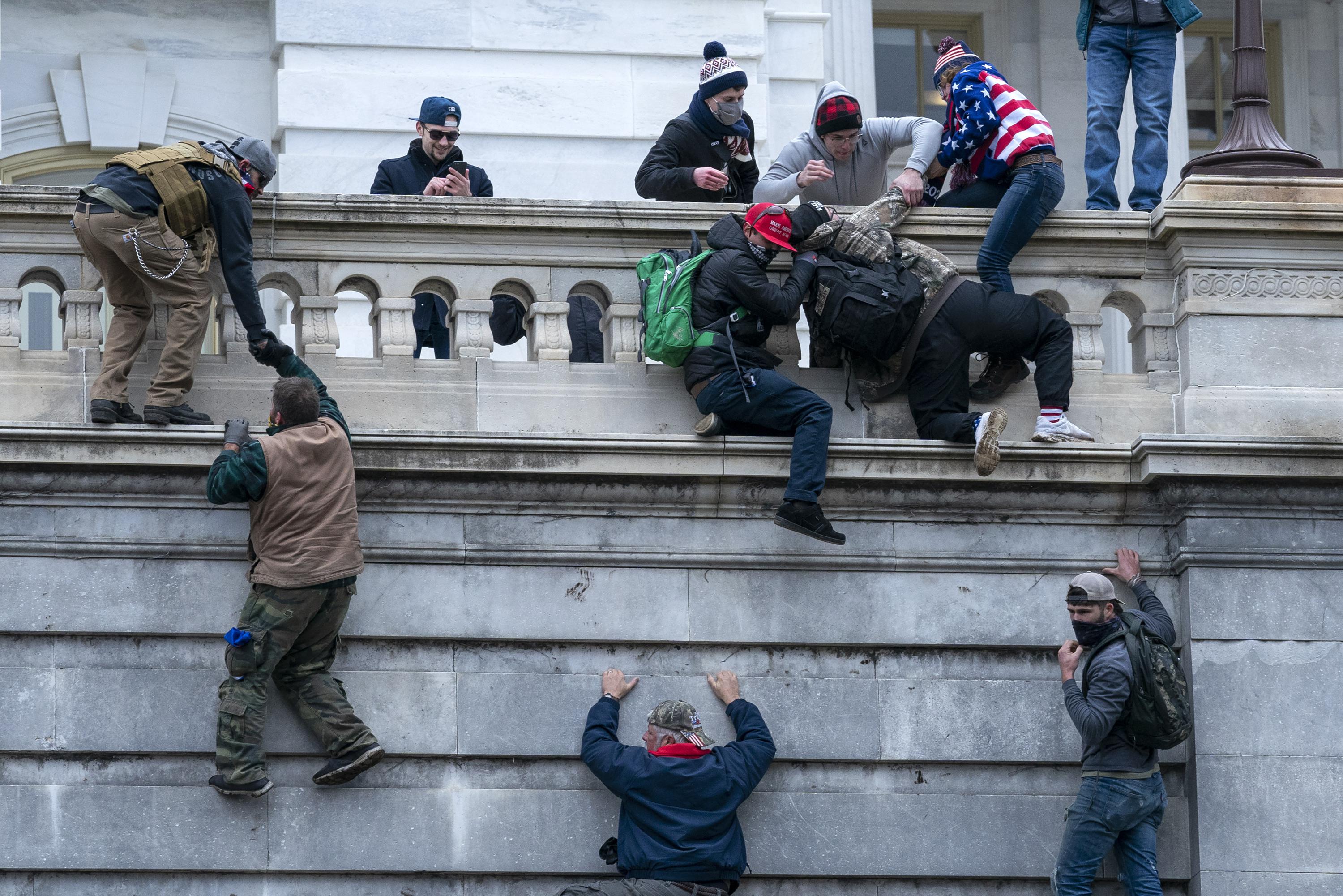 Capitol rioters' social media posts influencing sentencings | AP News