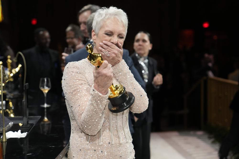 Jamie Lee Curtis, winner of the award for best performance by an actress in a supporting role for "Everything Everywhere All at Once," attends the Governors Ball after the Oscars on Sunday, March 12, 2023, at the Dolby Theatre in Los Angeles. (AP Photo/John Locher)