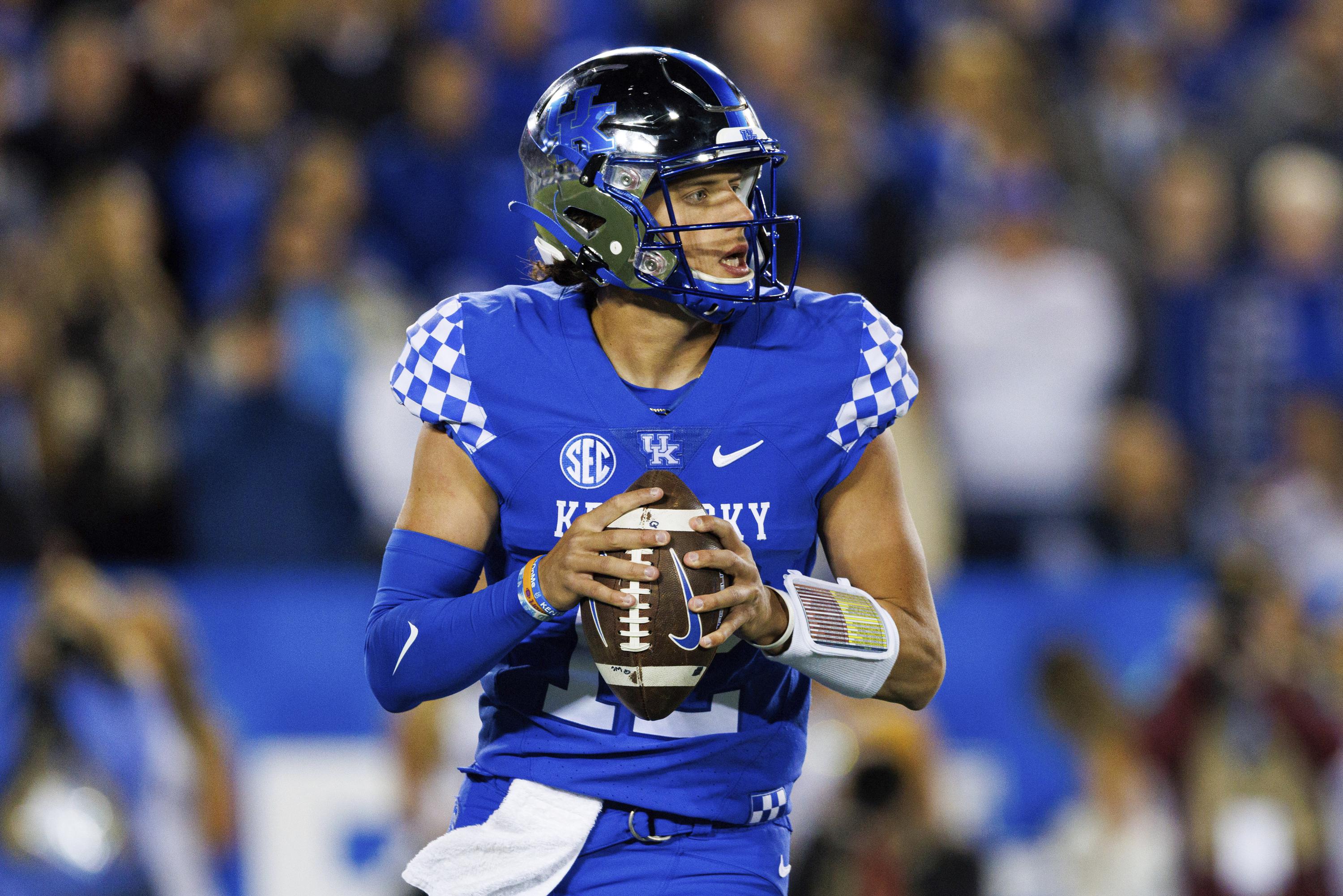 Kentucky, Iowa meet once again, this time in Music City Bowl