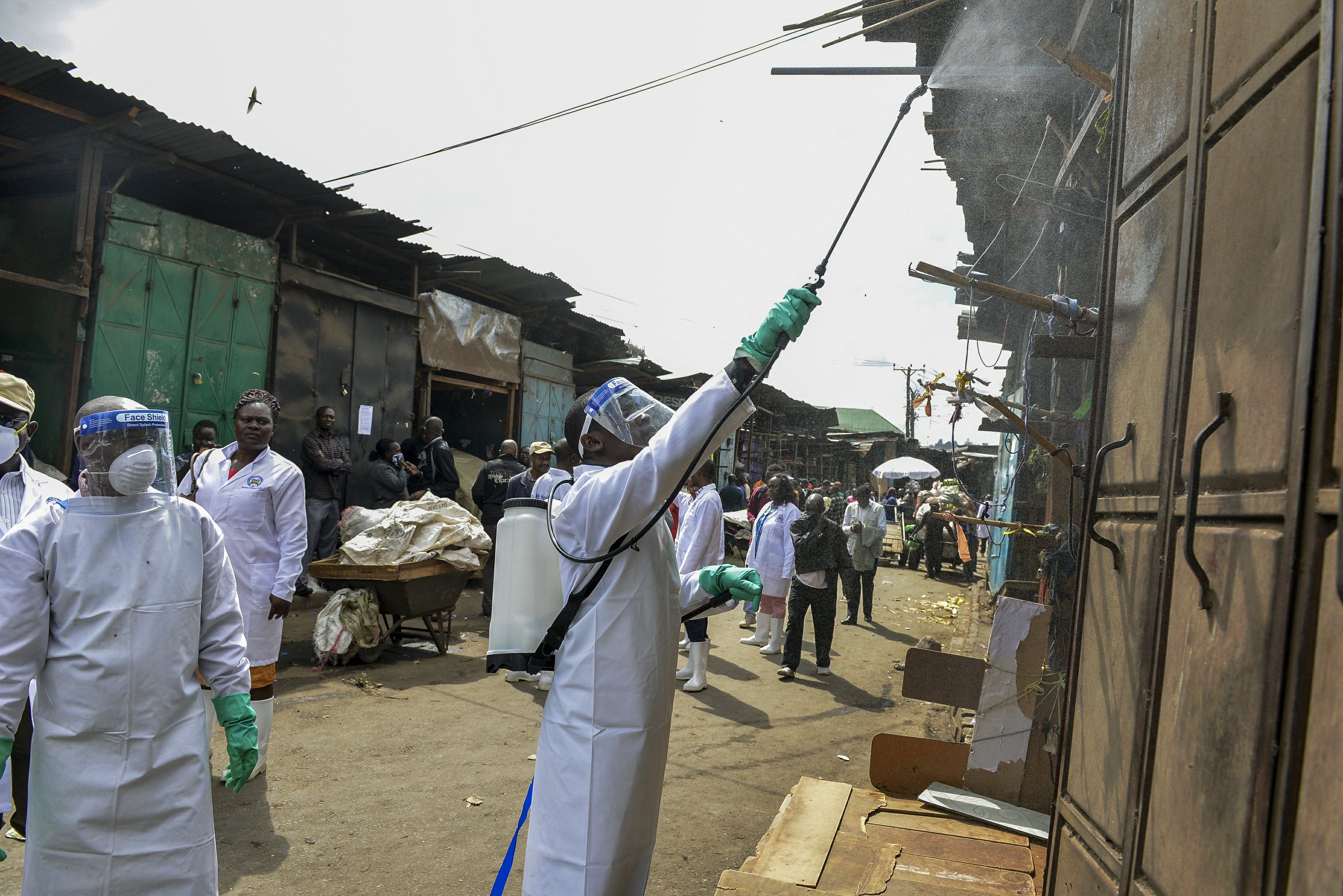 Africa lockdowns begin as coronavirus cases above 1,000 - Vimarsana News
