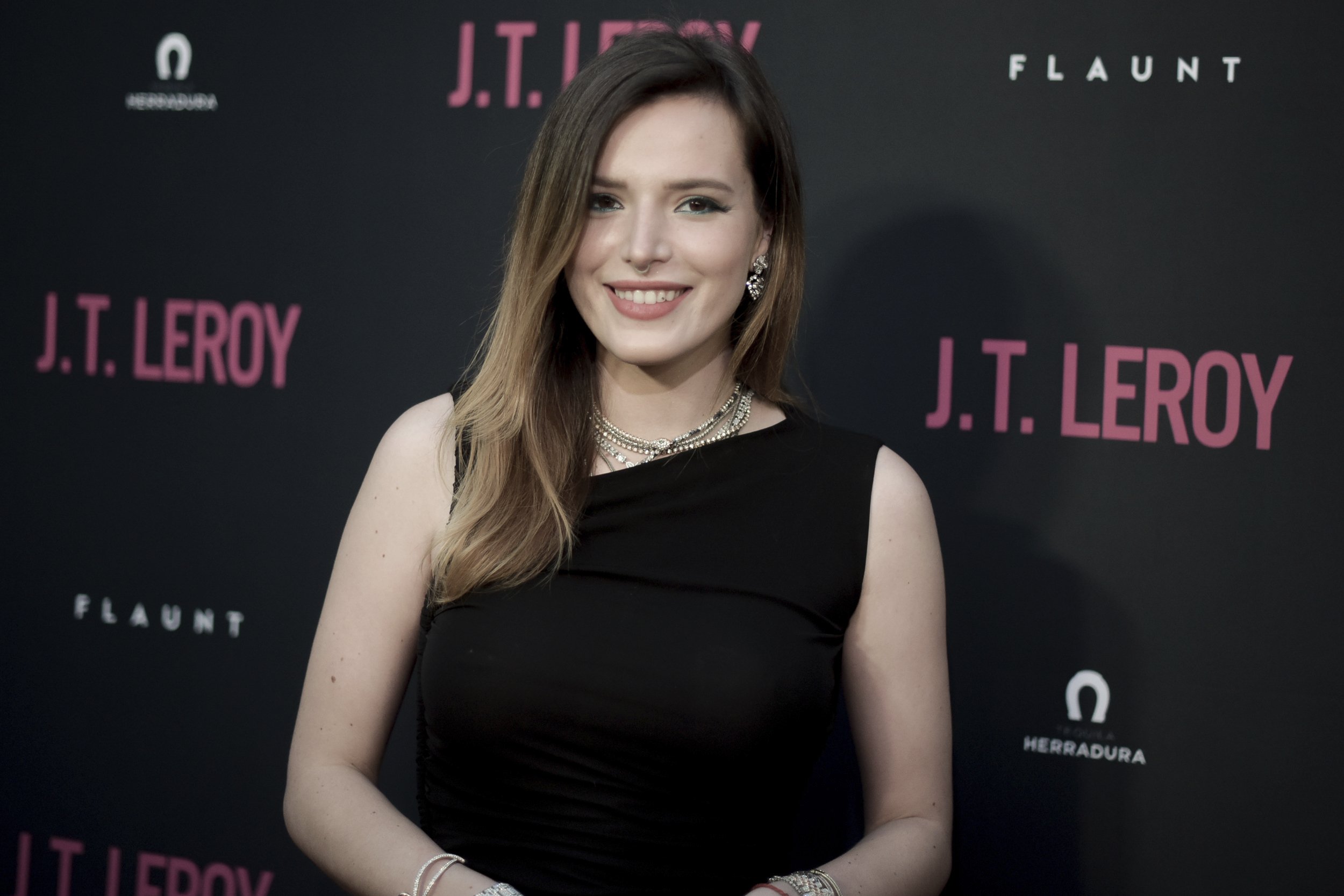 2500px x 1667px - Former Disney kid Bella Thorne directs film for Pornhub