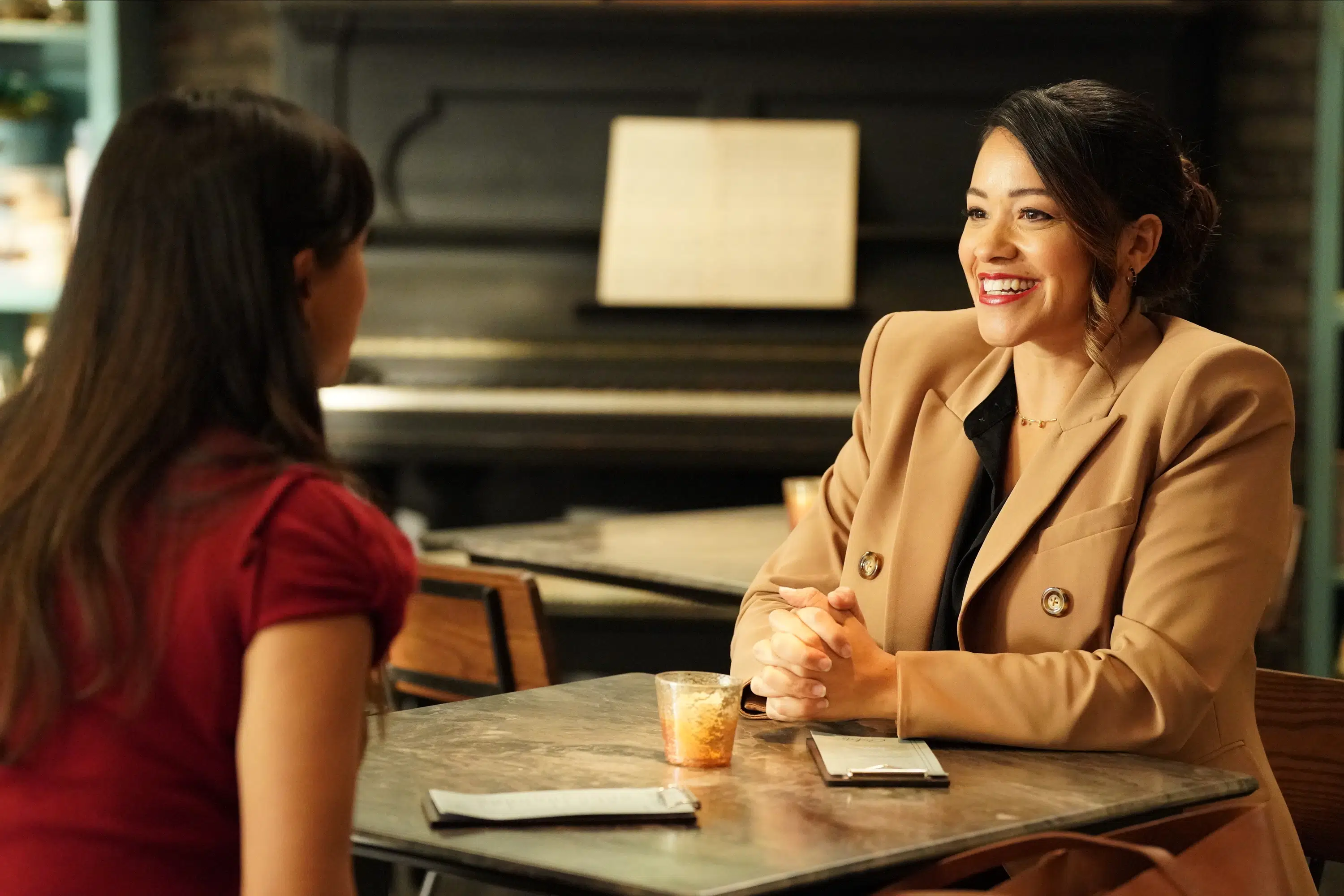 ABC’s ‘Not Dead Yet’ is a comedy with a weekly ghost story