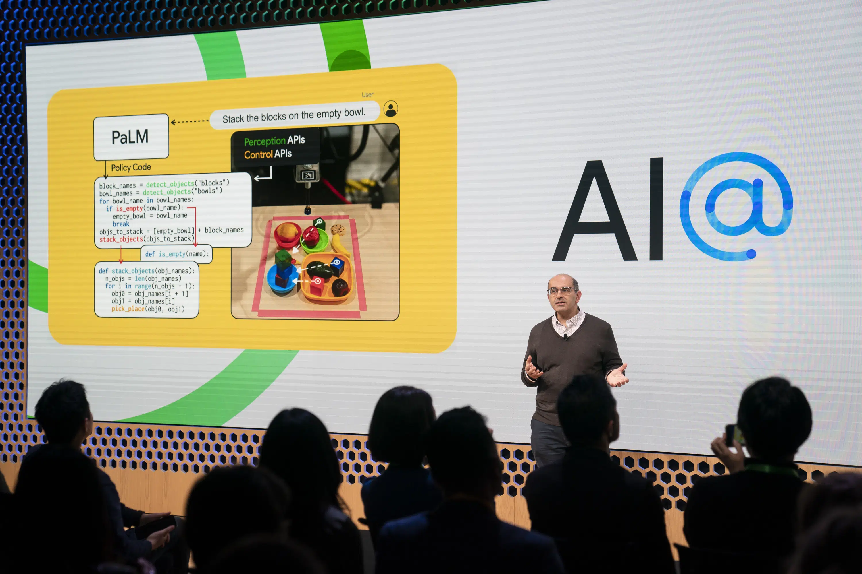 Google a la prochaine étape alors que Microsoft adopte le buzz OpenAI