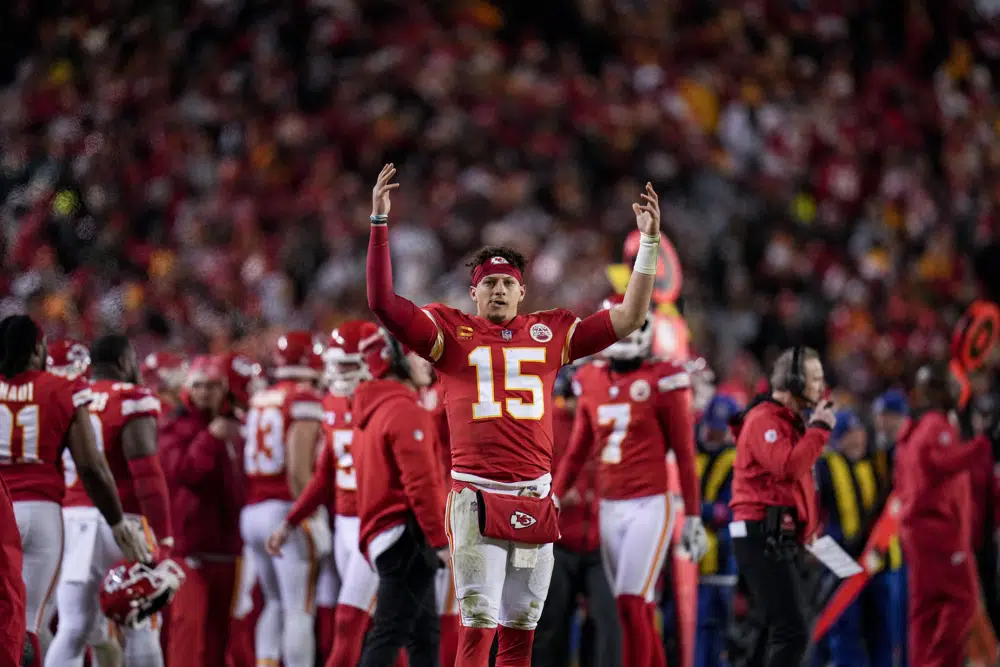 Kansas City Chiefs quarterback Chad Henne (4) passes the ball in pregame  warmups during the AFC Championship, Sunday, Jan 19, 2020, in Kansas City,  Mo. The Chiefs beat the Titans 35-24. (Photo