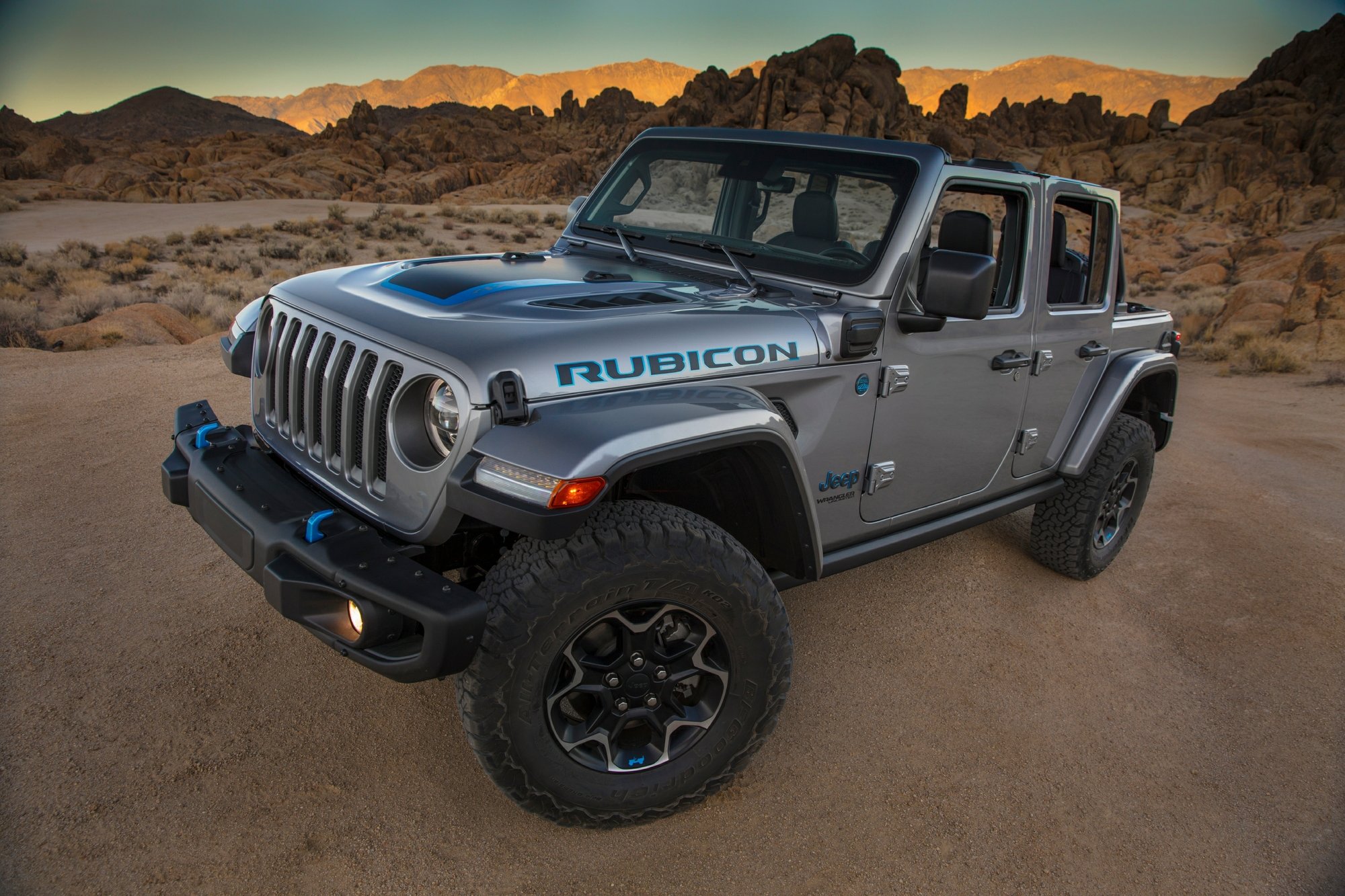 Jeep reveals hybrid Wrangler, 1st US battery-powered vehicle | AP News