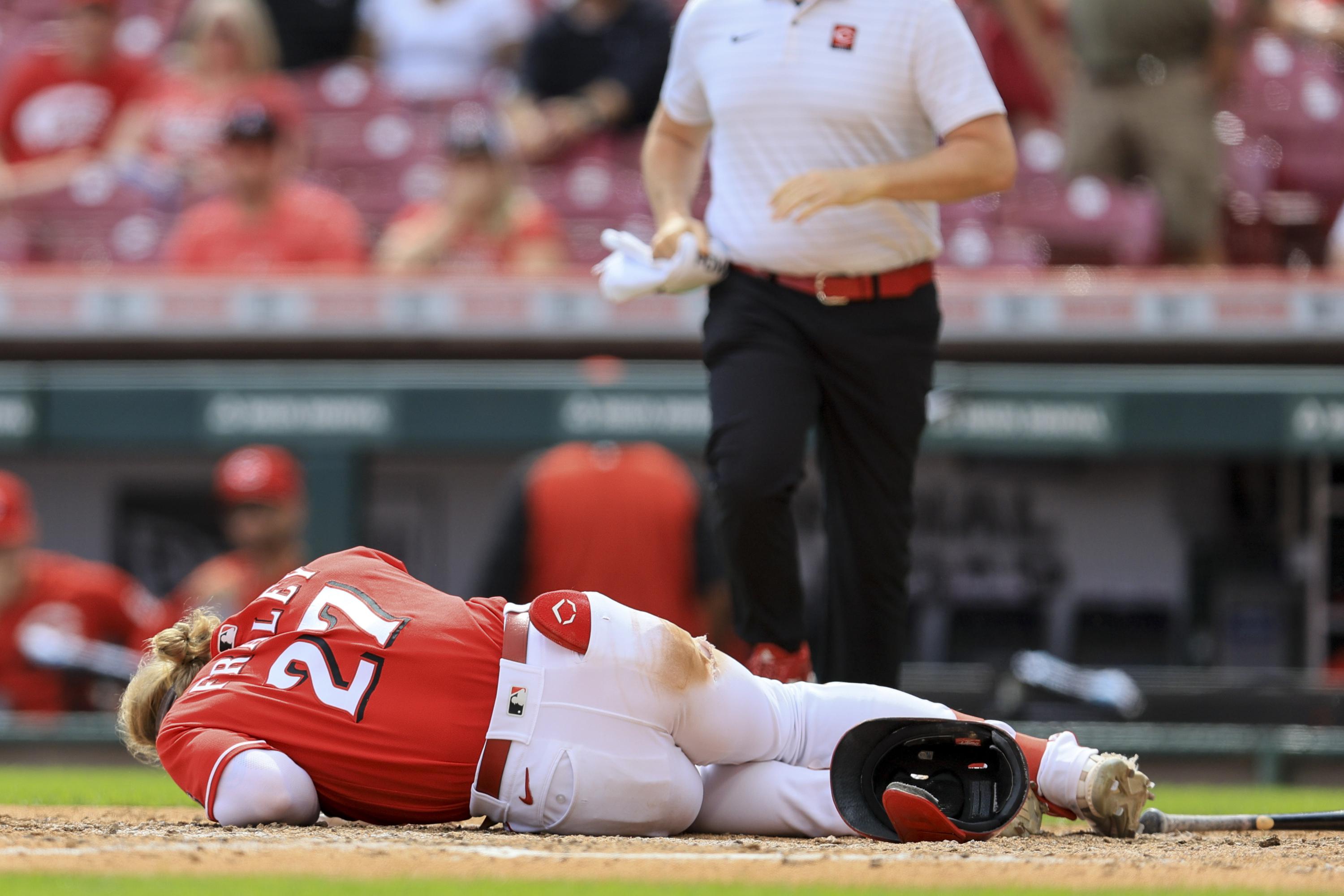 Pirates sweep doubleheader from punchless Reds 61 and 10 AP News