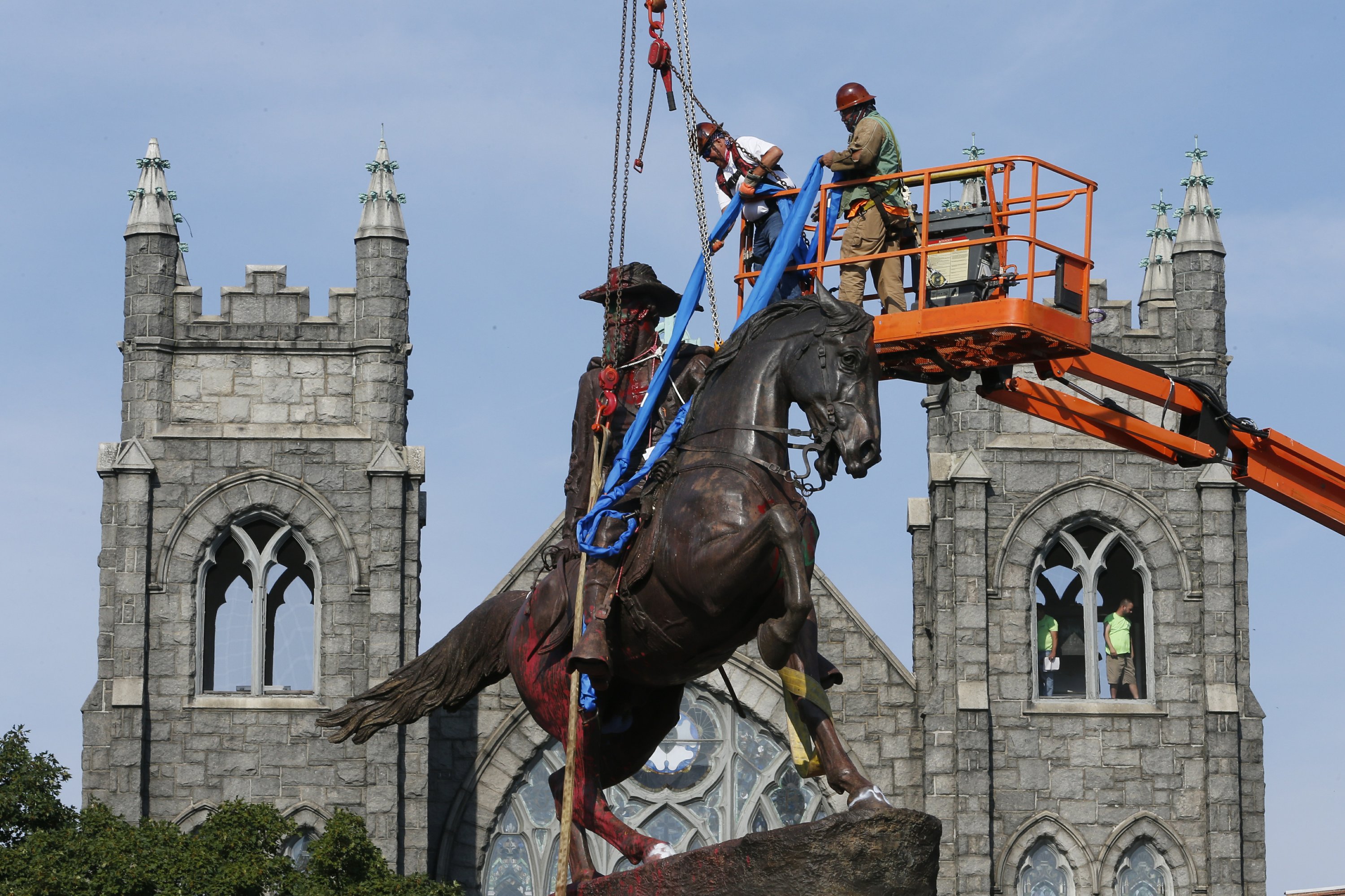 At least 160 Confederate symbols withdrawn in 2020